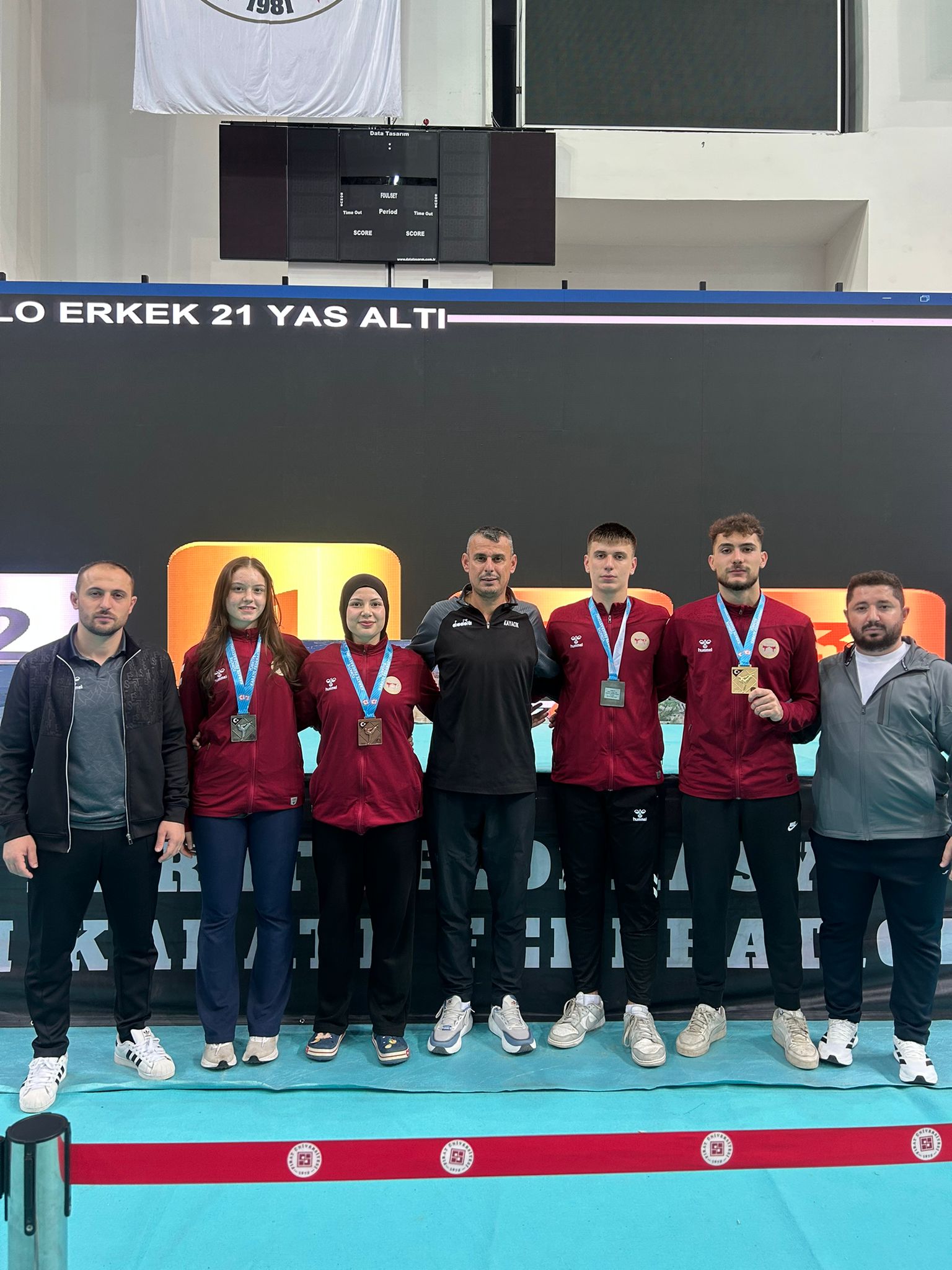 Karateciler Madalyalar ile döndü