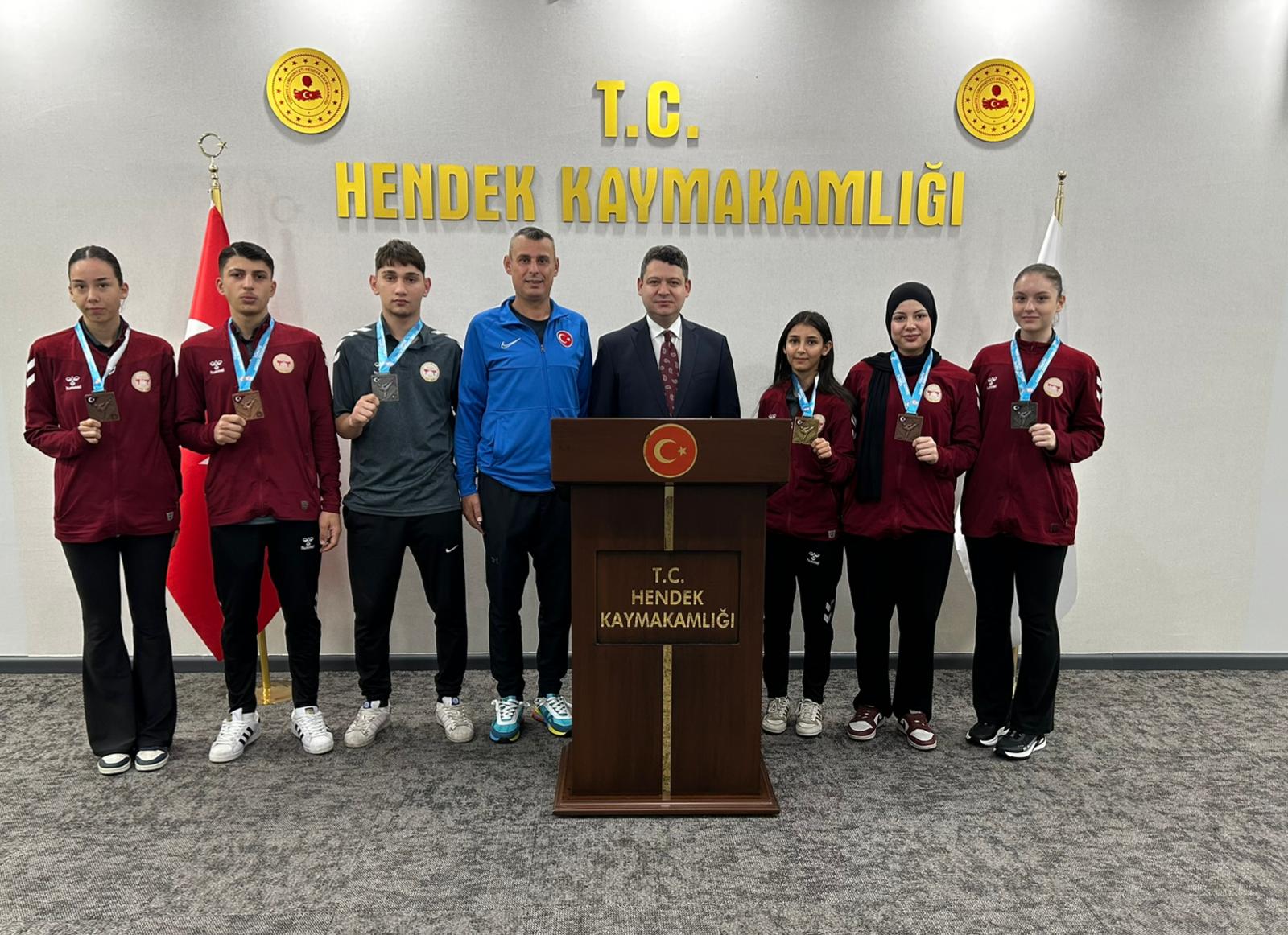 Karateciler Kaymakam Gökpınar’ı Ziyaret etti