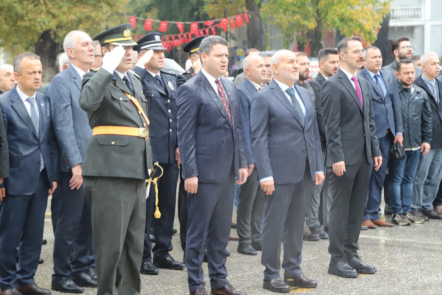 Hendek’te Cumhuriyet Coşkusu Başladı