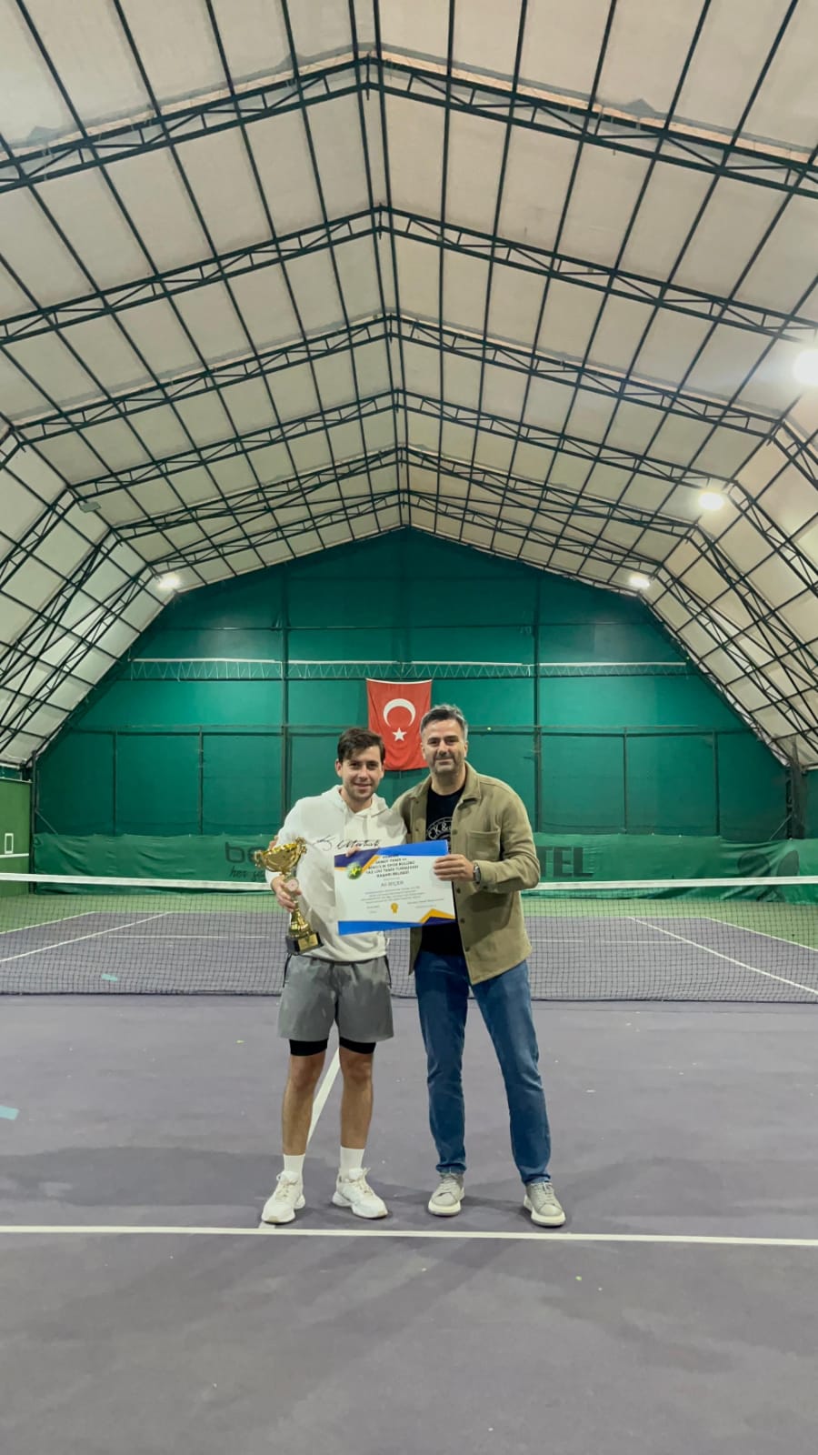 Hendek Denef Tenis Kulübü’nde Cumhuriyet Bayramı Coşkusu Kortlara Taşındı