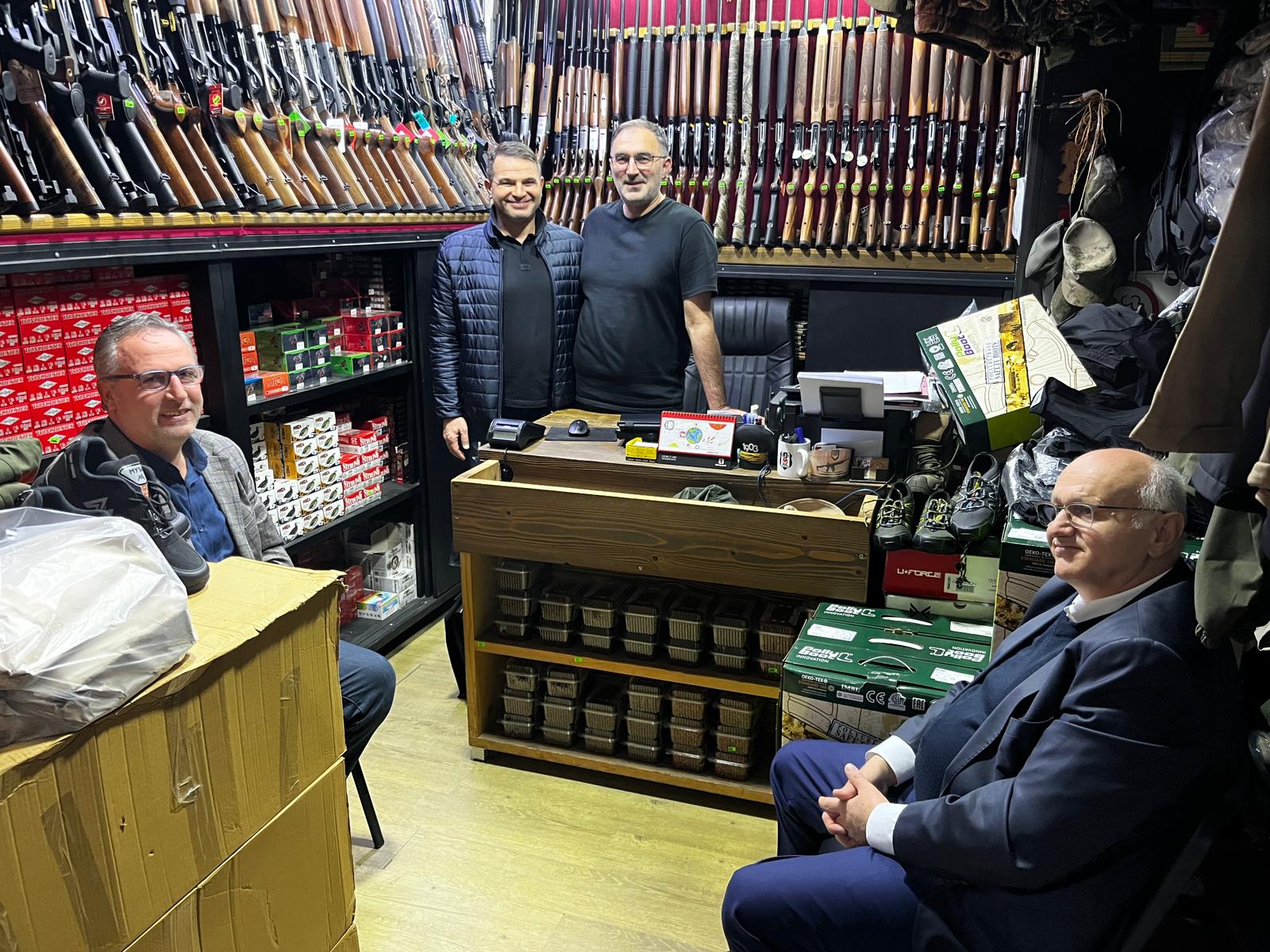 MHP Hendek’ten Hayırlı Günler Komşum ve Derdin Derdimiz Ziyaretleri