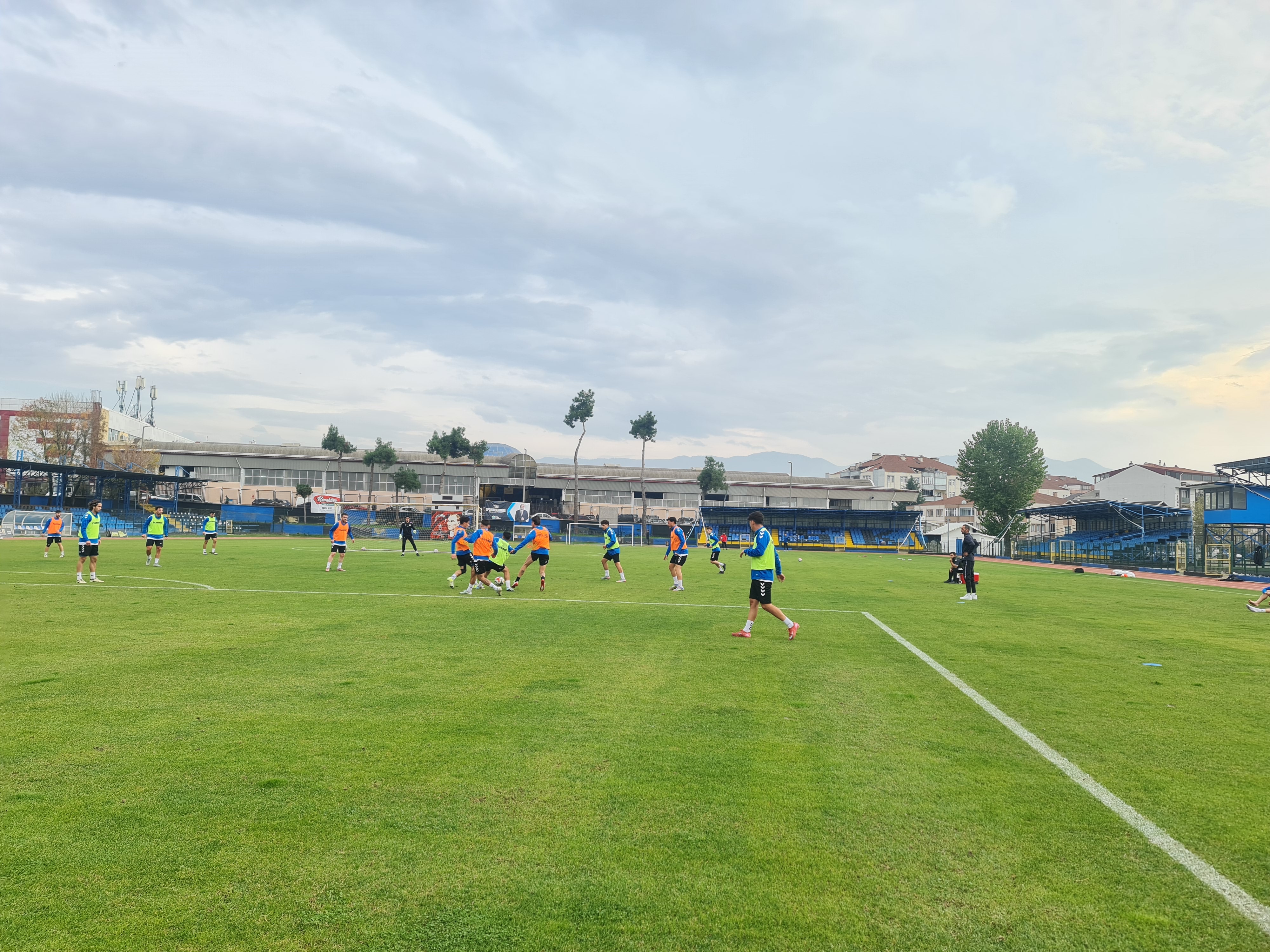 Hendekspor Antrenmanına Alt Yapı hocaları çıktı