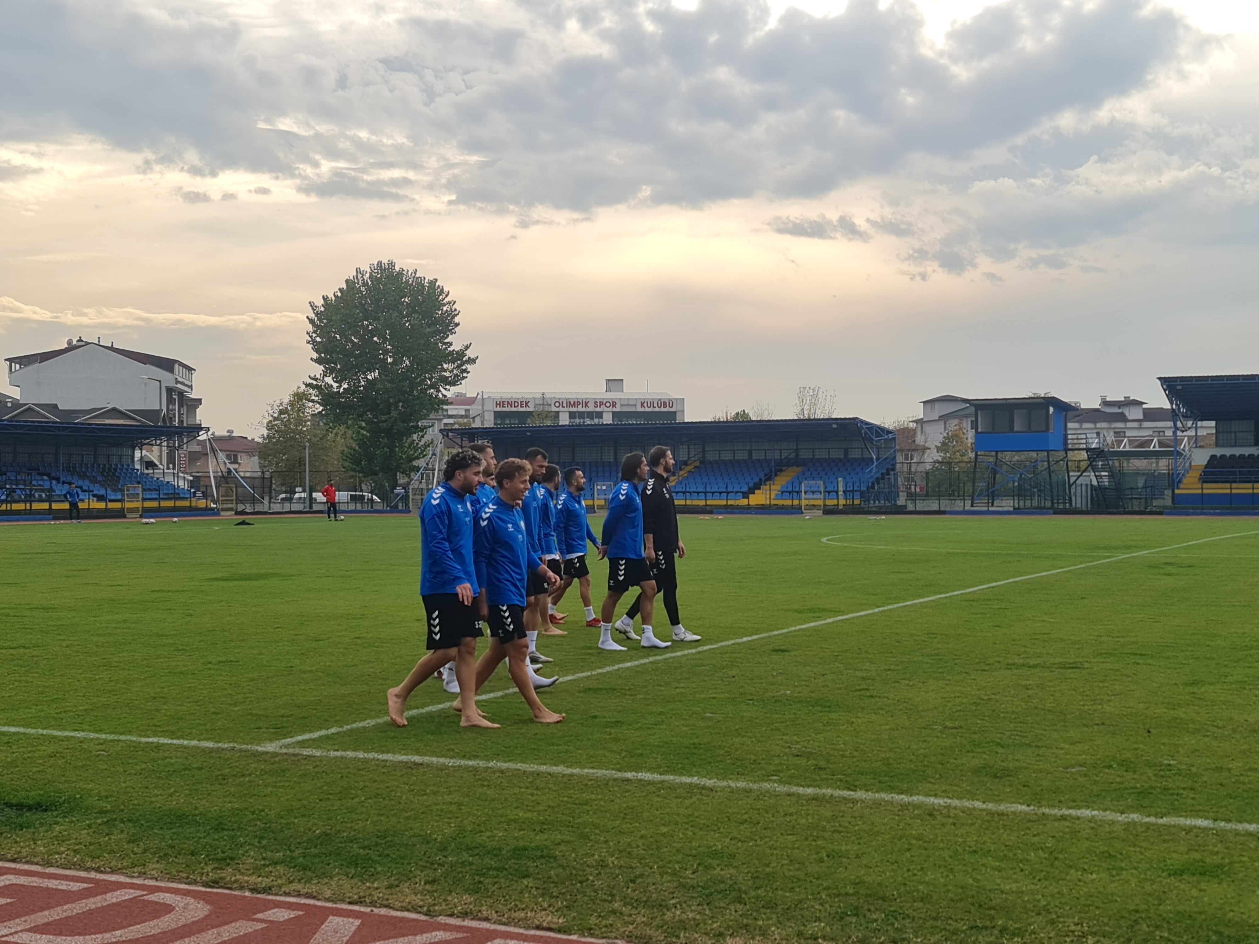 Hendekspor Antrenmanına Alt Yapı hocaları çıktı