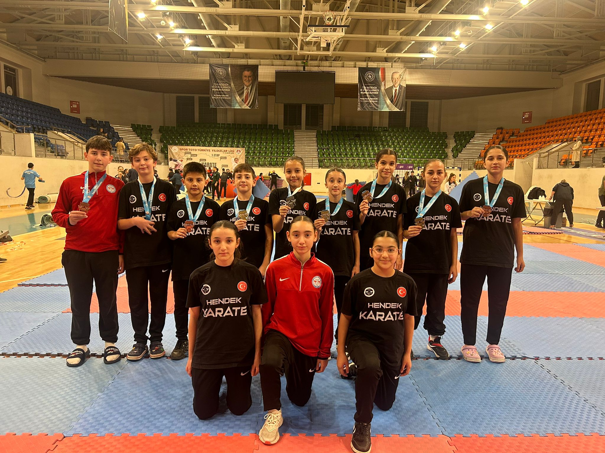 Hendek Olimpik'ten madalya şov