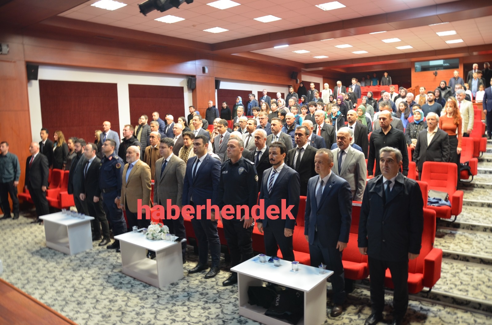 Hendek'te Öğretmenler Günü Coşkusu