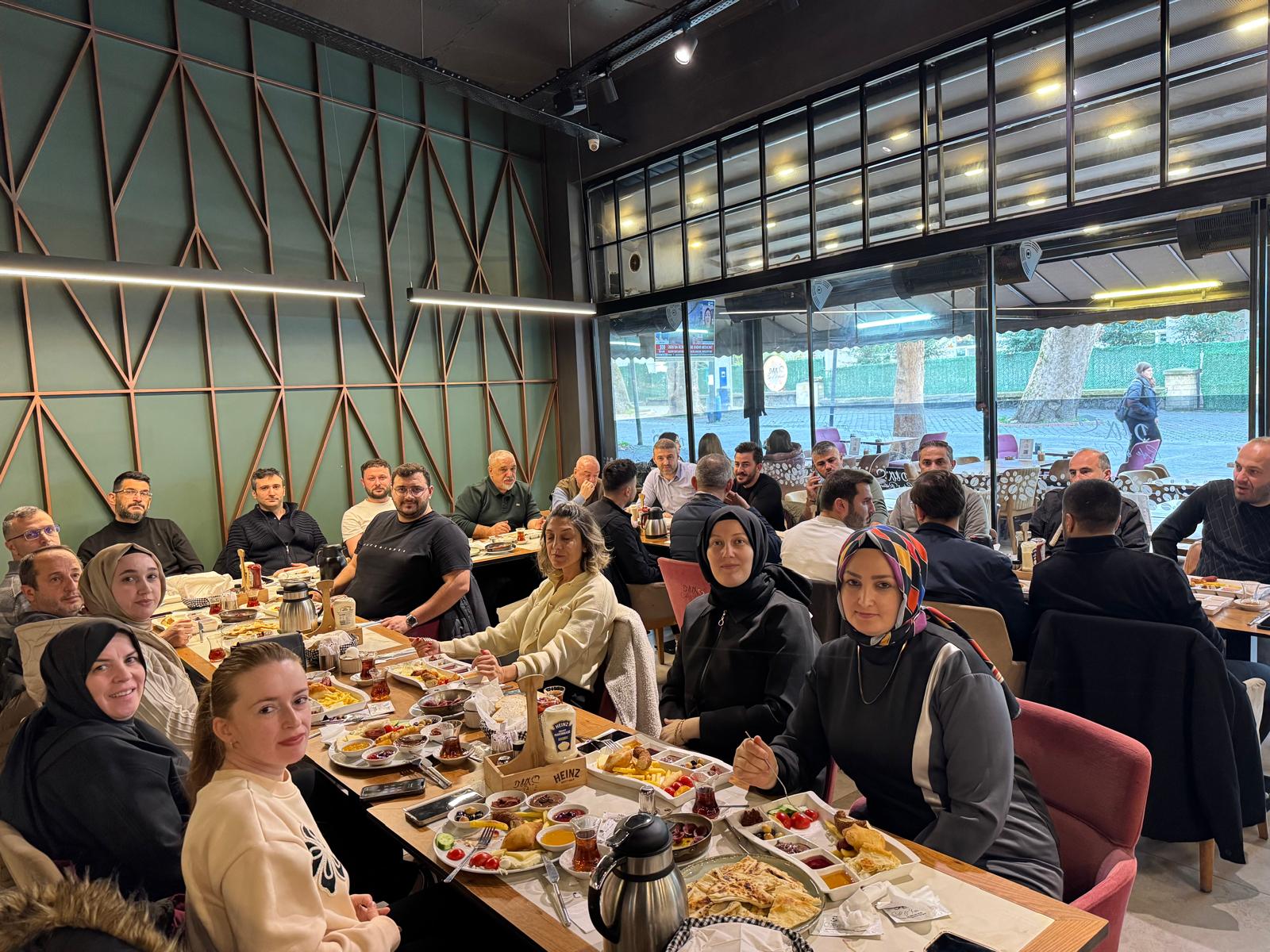 MALİ MÜŞAVİRLERDEN MESLEKİ DAYANIŞMA KAHVALTISI