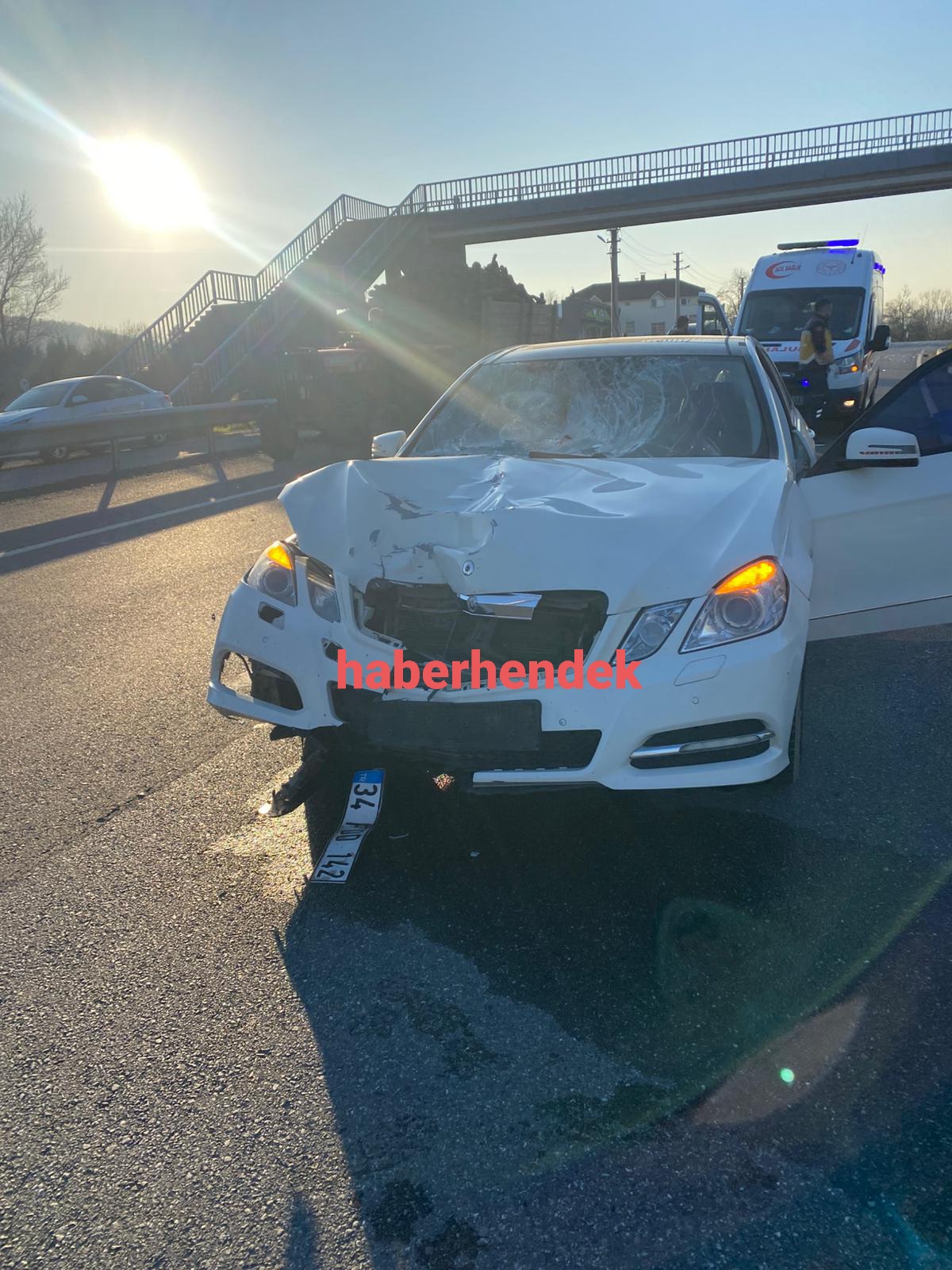 FECİ KAZADA  HAYATINI KAYBETTİ