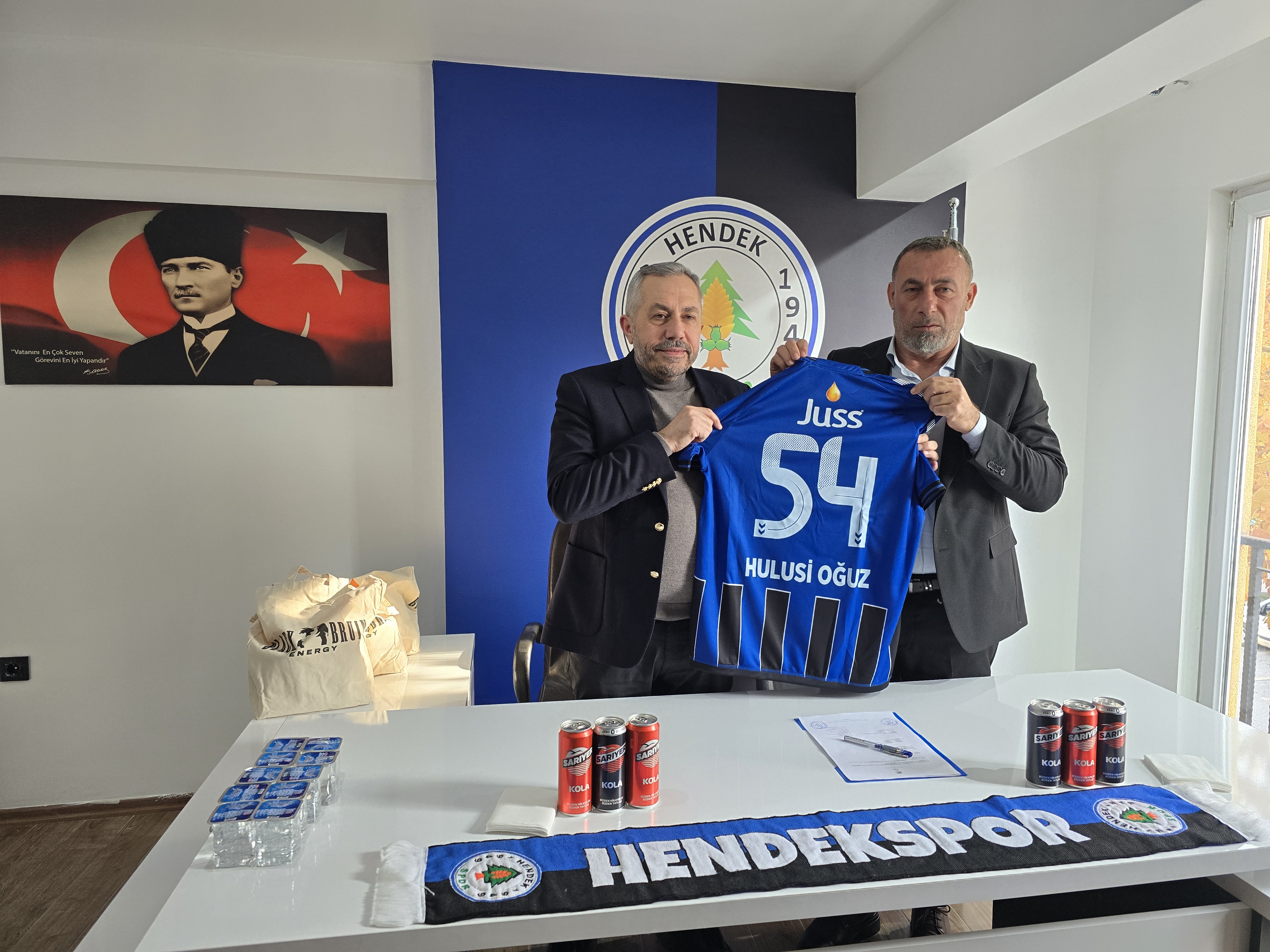 Sarıyer Kola Hendekspor'un Forma sponsoru oldu