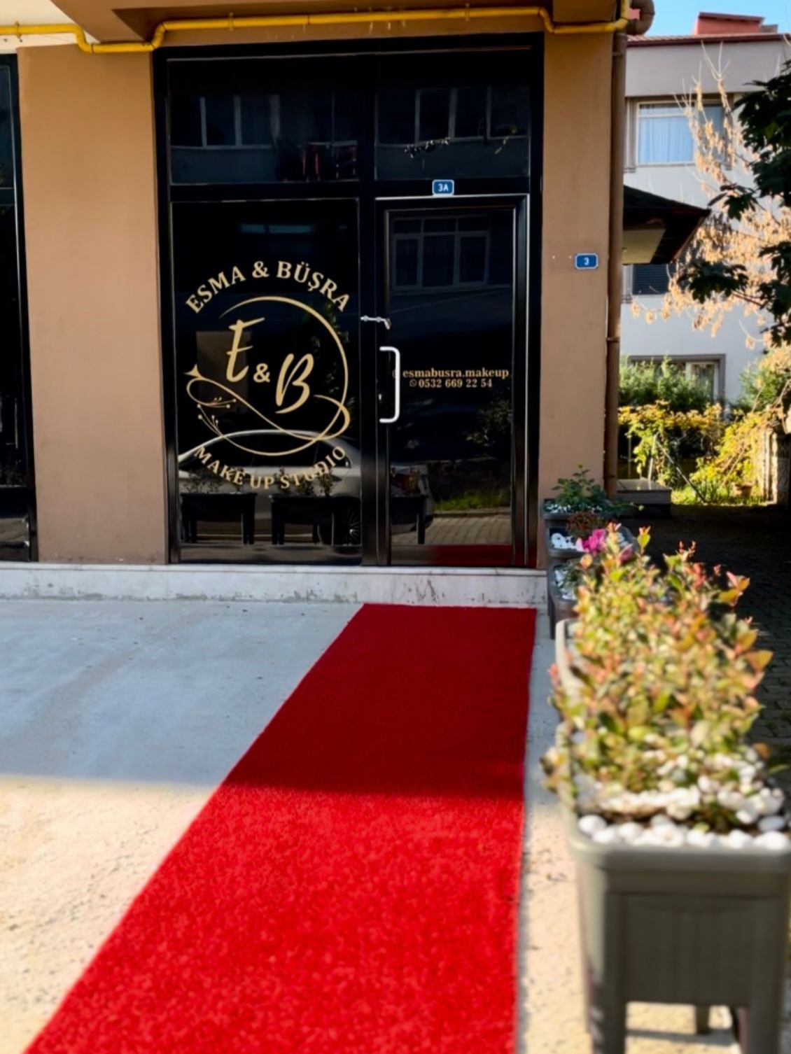 Esma Büşra Make Up Studio’da Yeni Yıla Özel Kampanyalar