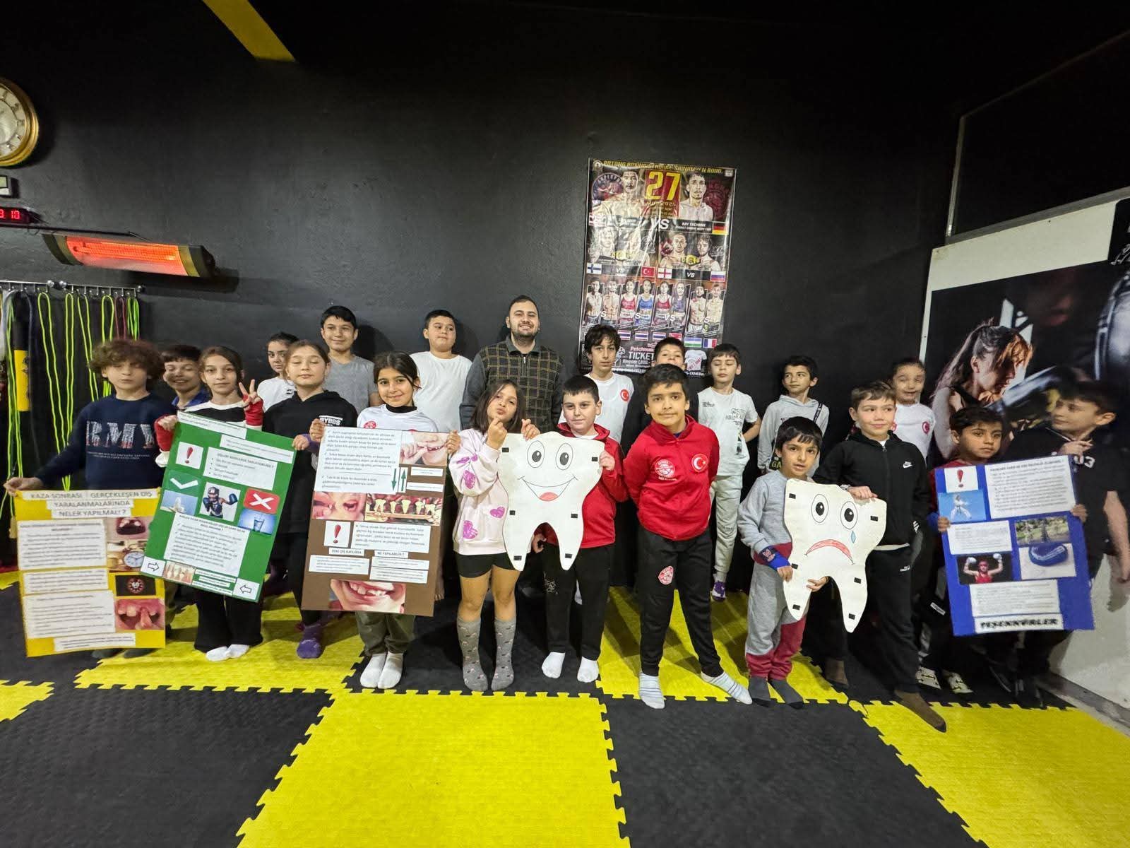 SPORCU ÇOCUKLARA AĞIZ VE DİŞ SAĞLIĞI EĞİTİMİ  DÜZENLENDİ