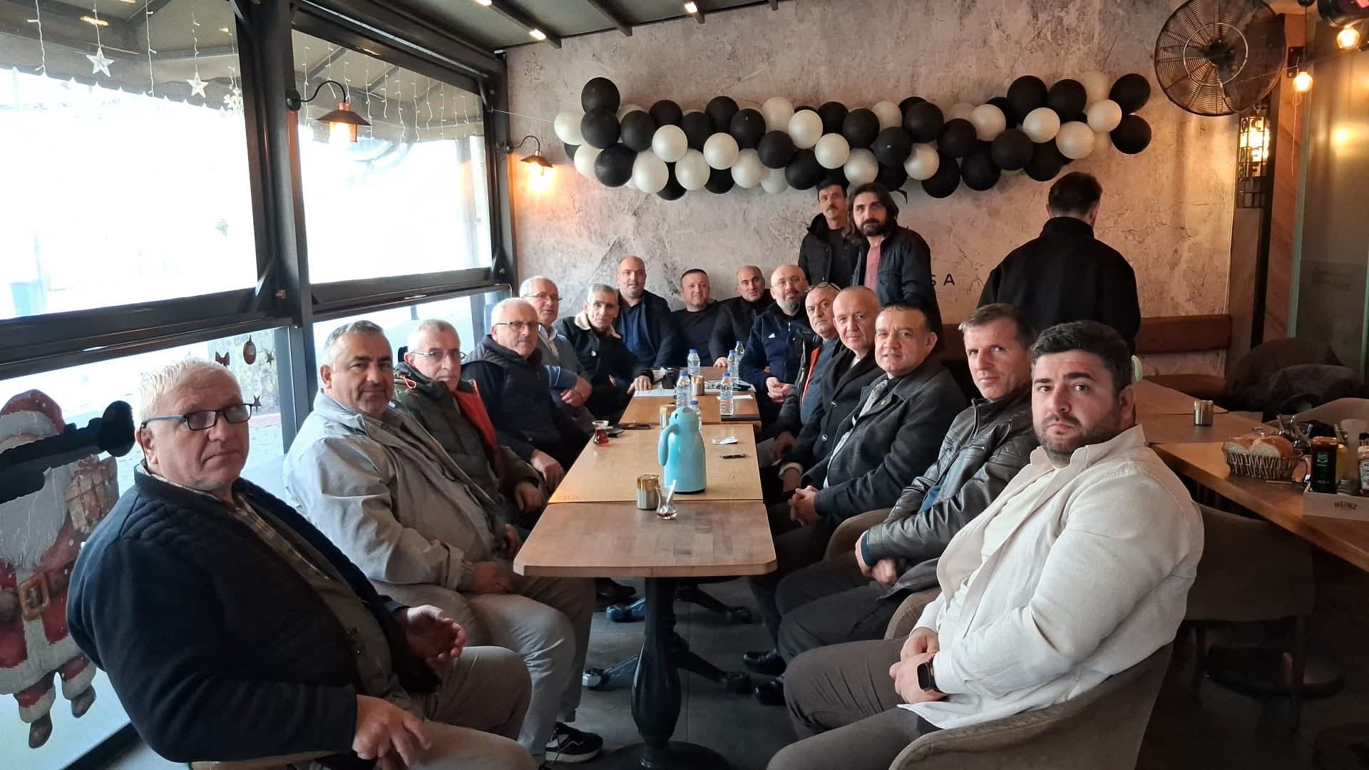 Yeniden Refah Partisi İlçe Başkanı Bahadır, Gazetecilerle Kahvaltıda Buluştu