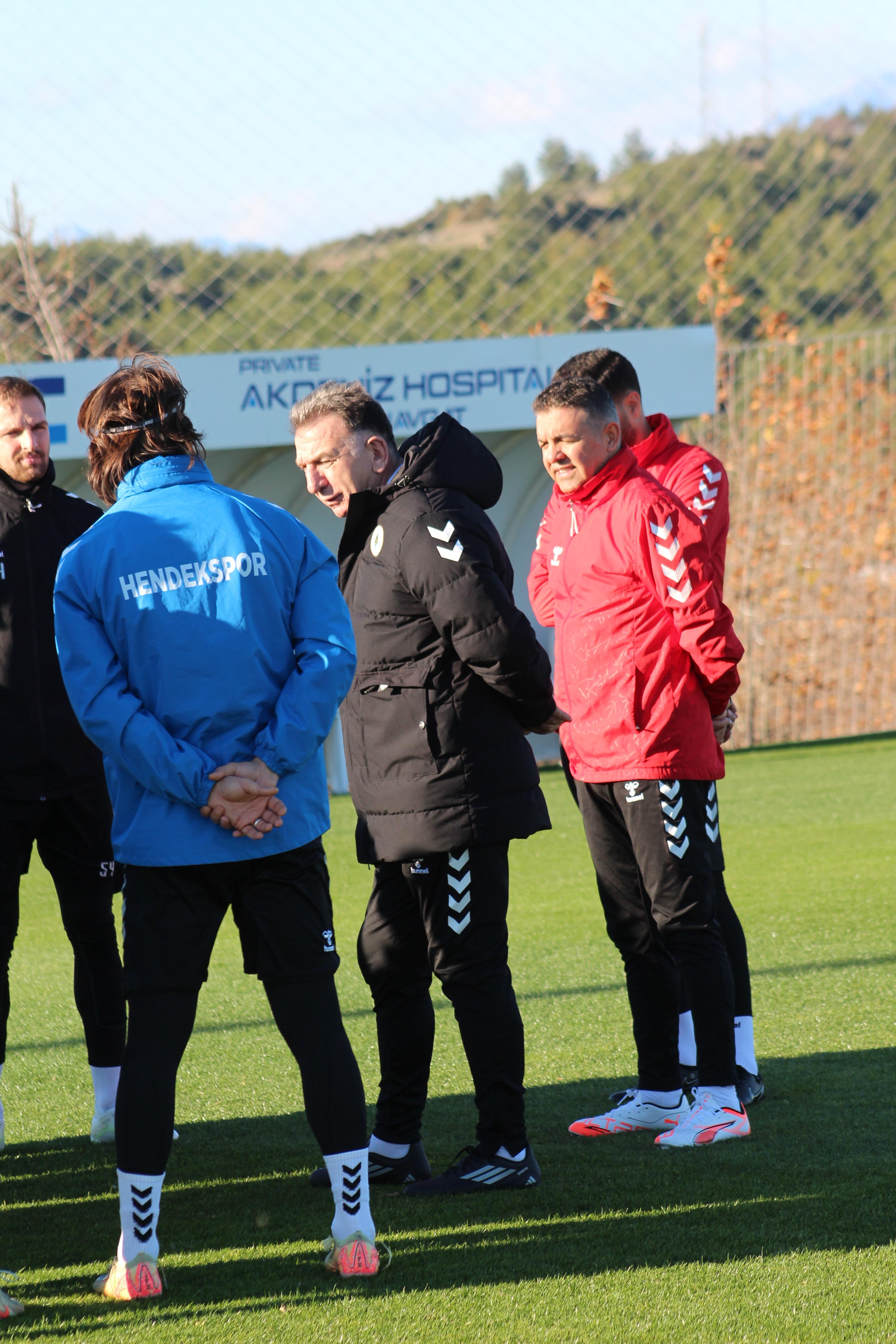 Hendekspor Antalya'da hazırlıklarını sürdürüyor