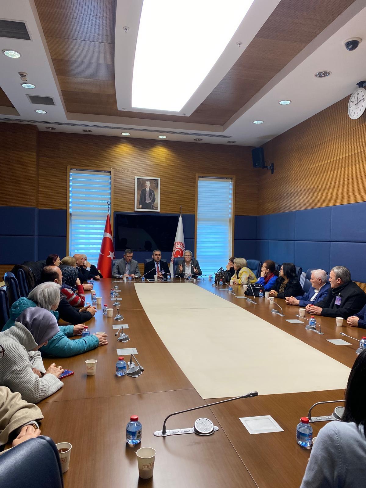 CHP İlçe Başkanı Bayraktar ve ekibi TBMM'de