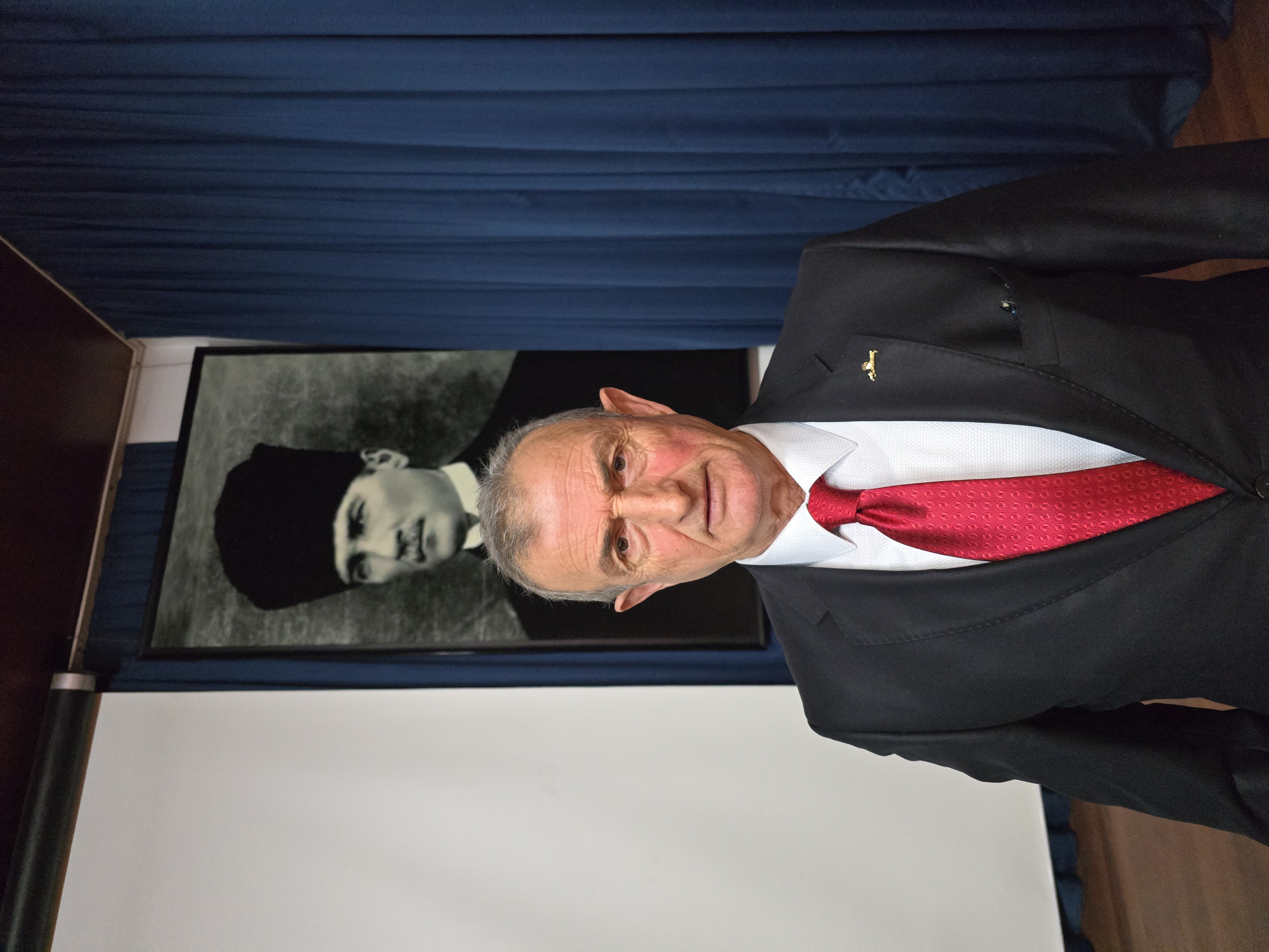 Hendek Berberler ve Kuaförler Odasında Çilek Dönemi devam ediyor