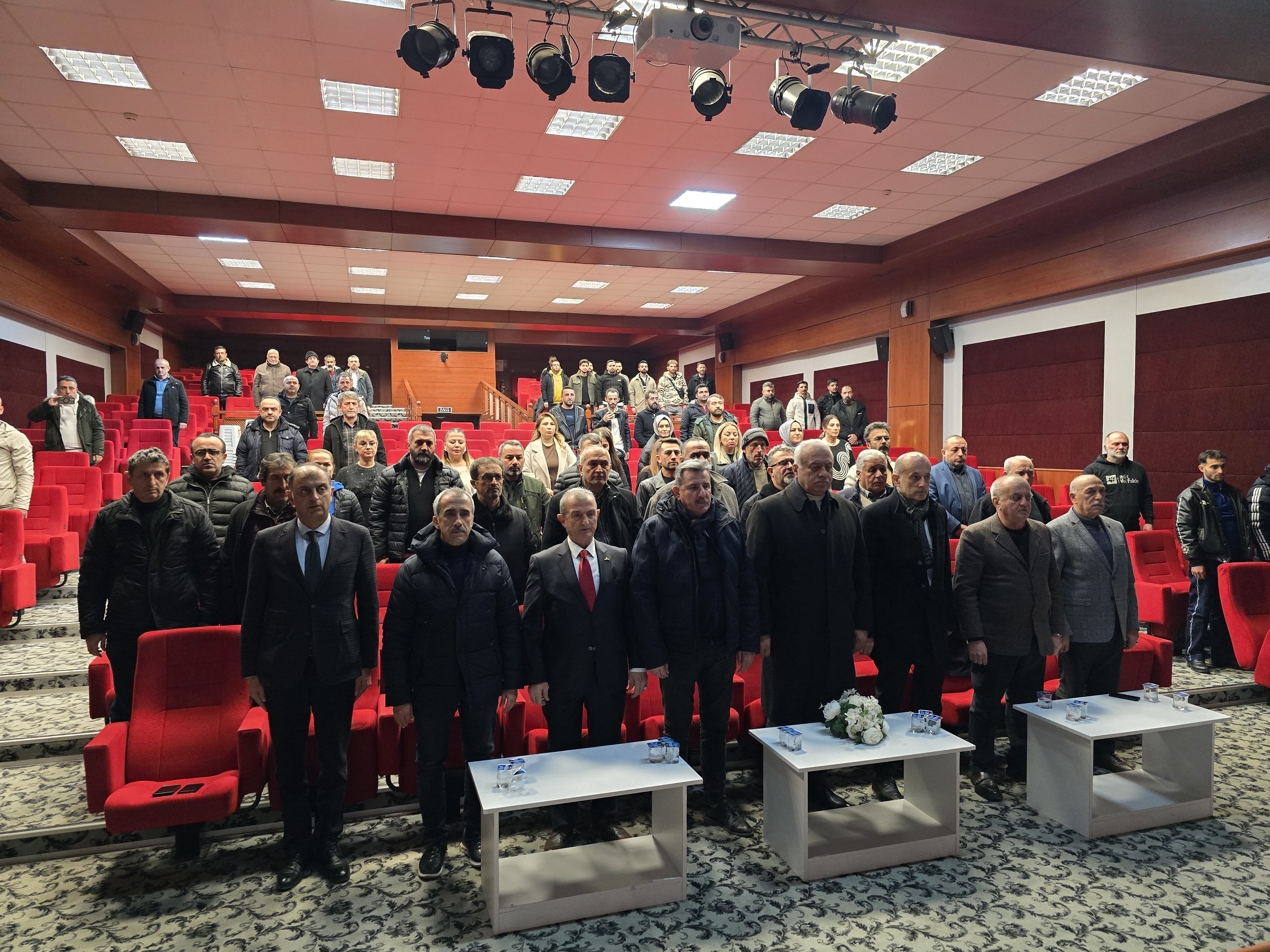 Hendek Berberler ve Kuaförler Odasında Çilek Dönemi devam ediyor