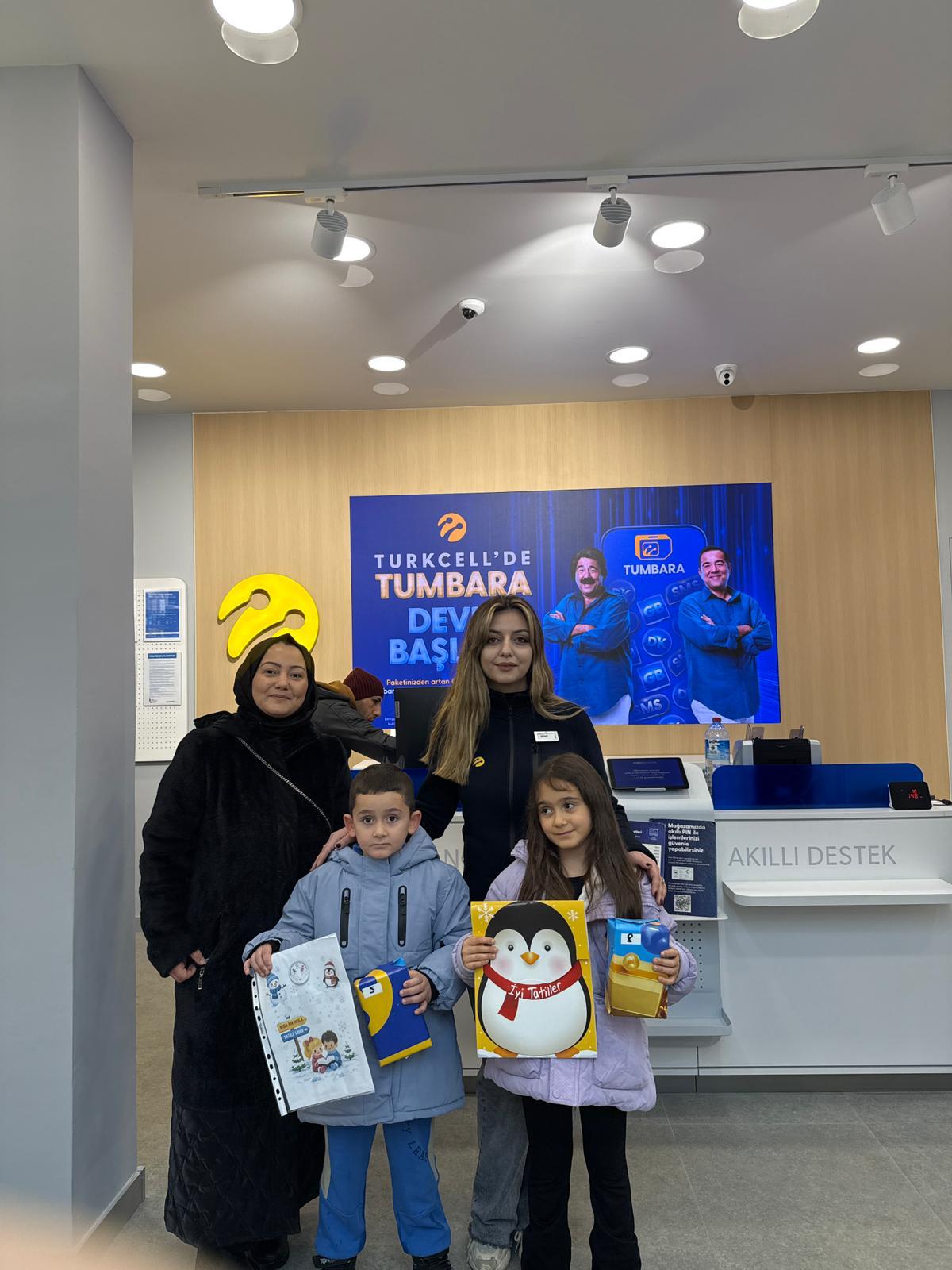 Turkcell İletişim Merkezi Demsan’dan Öğrencilere Unutulmaz Karne Hediyesi