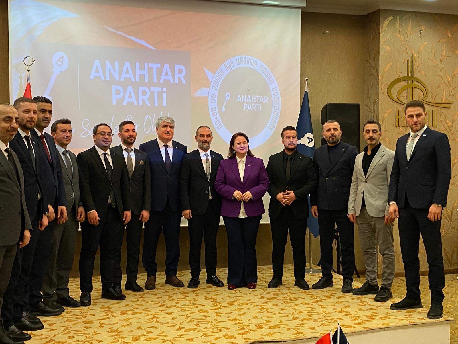 A Parti Hendek İlçe Teşkilatı, Sakarya’daki Büyük Eğitim Çıkarmasına Katıldı