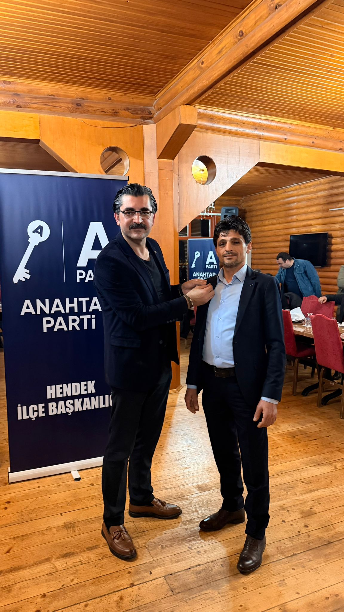 Anahtar Partililer, Mahalle Temsilcileriyle Bayraktepe’de Buluştu