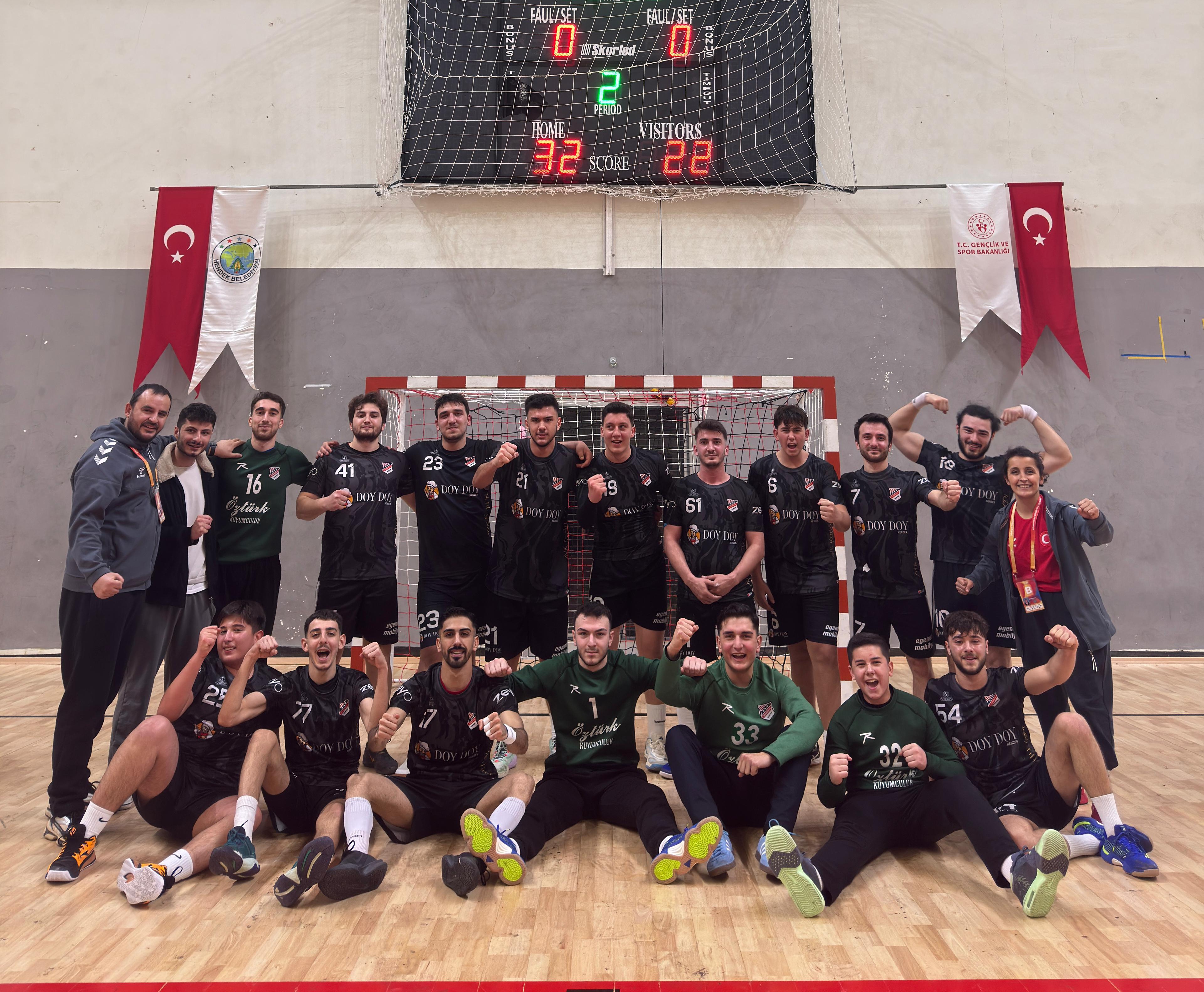 1954 Hendek Spor Play-Off’a Yükseldi