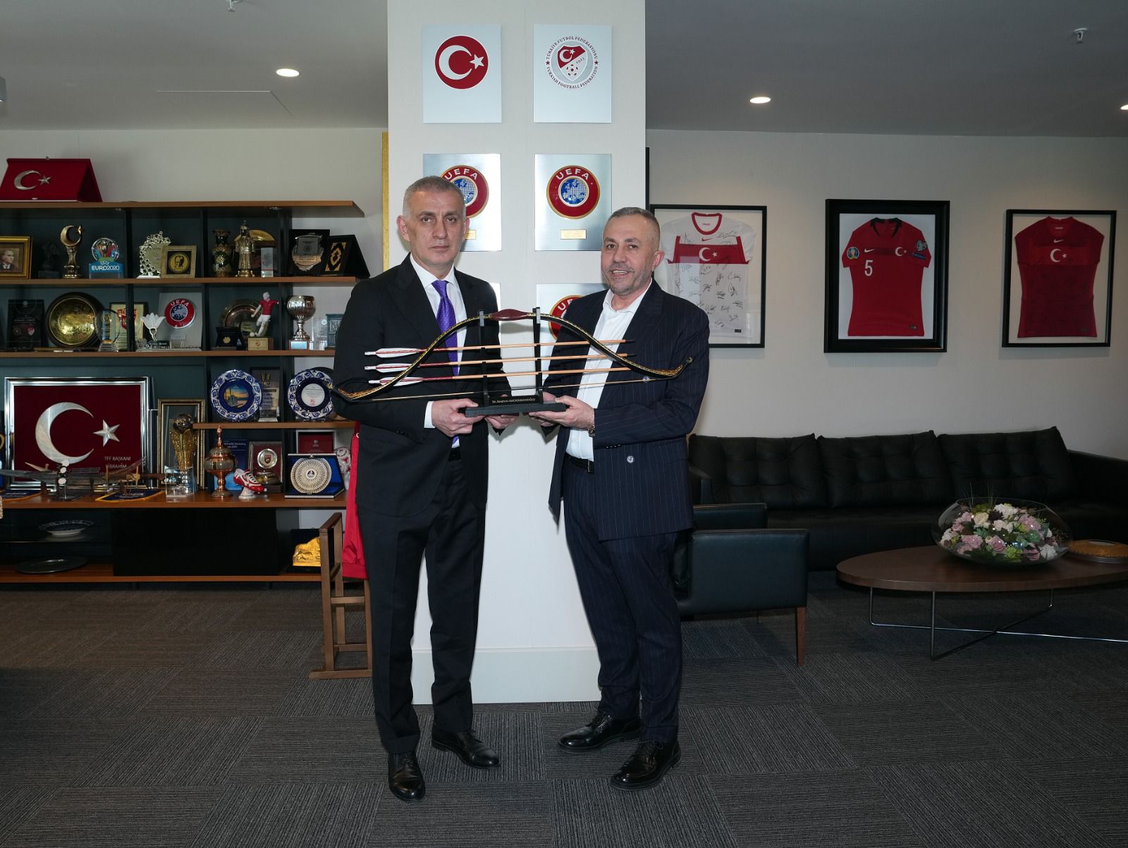 Sarıyer Kola Futbol Milli Takımlar Tedarik Sponsoru Oldu