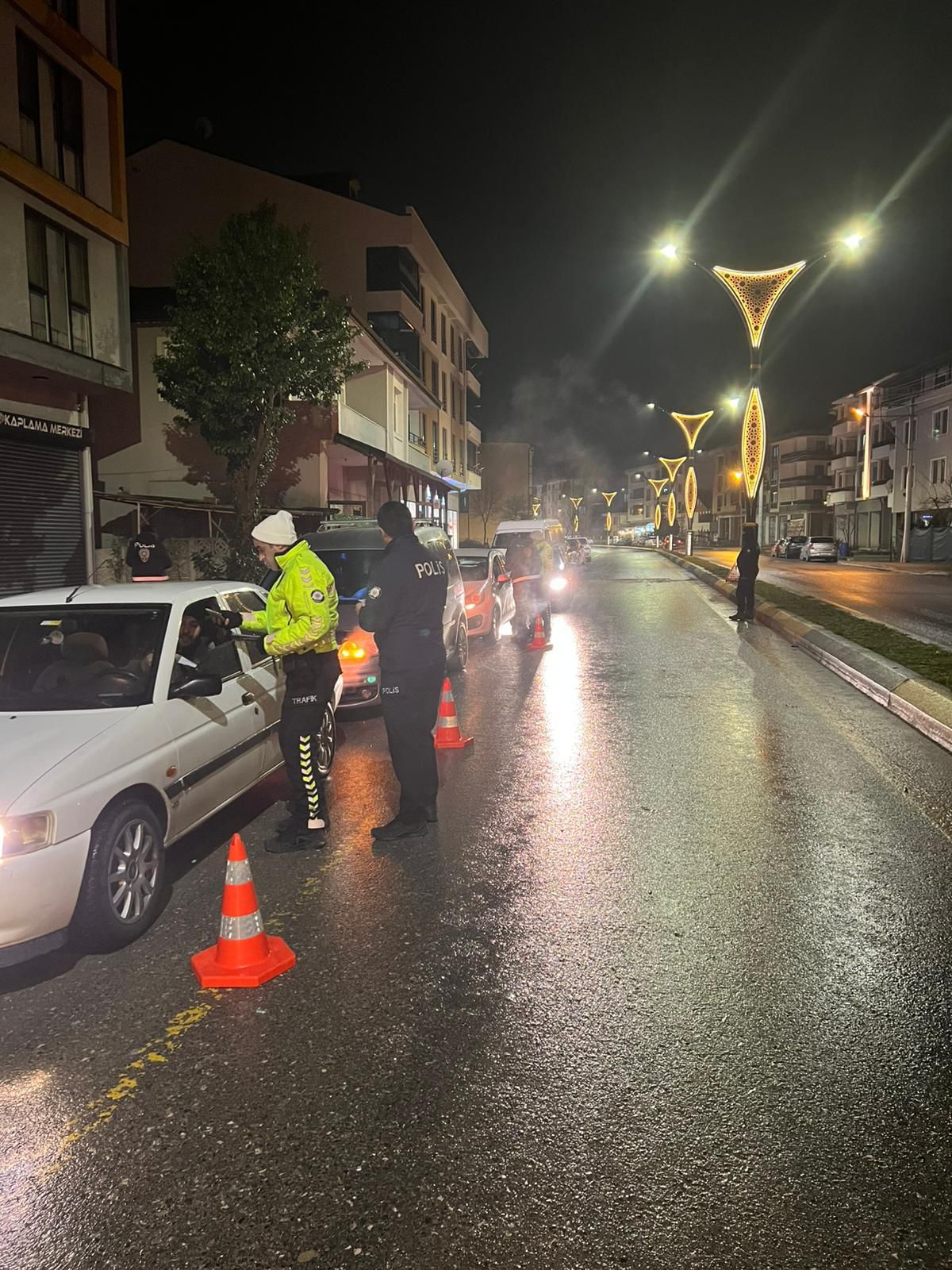 Hendek'te Polis ve Jandarma'dan huzur uygulaması