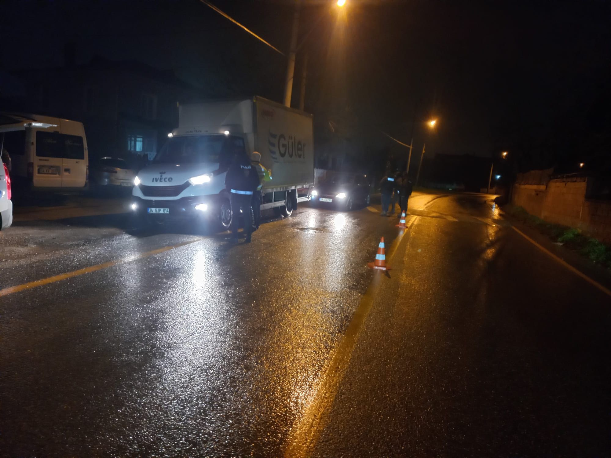 Hendek'te Polis ve Jandarma'dan huzur uygulaması