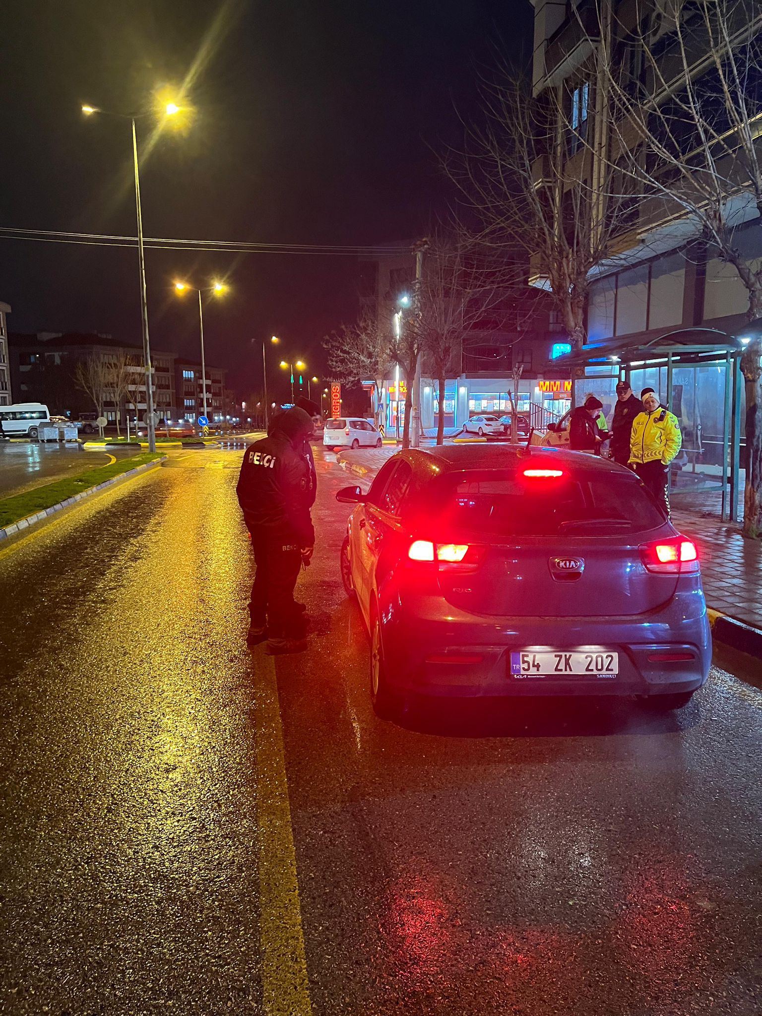 Hendek'te Polis ve Jandarma'dan huzur uygulaması