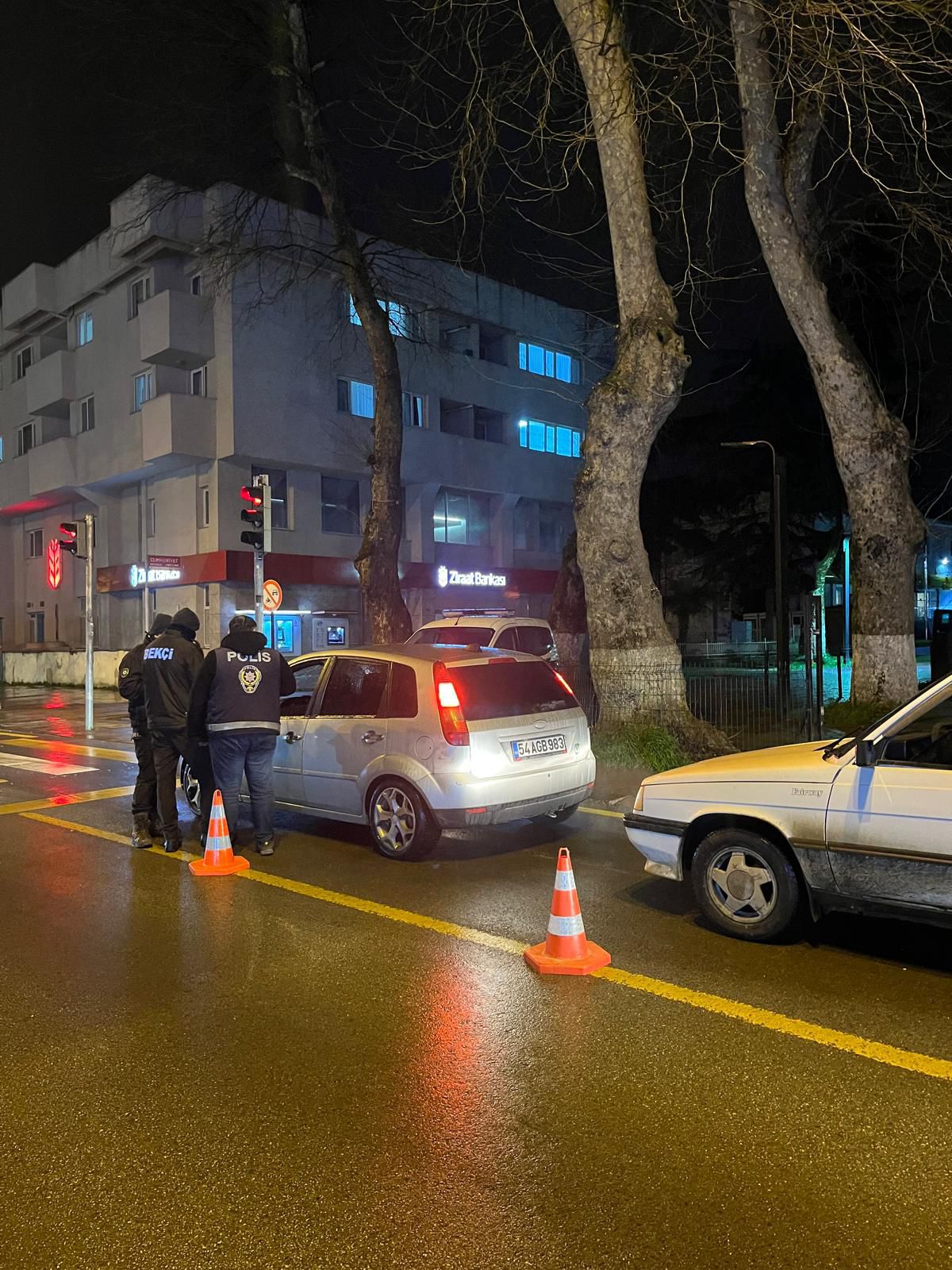 Hendek'te Polis ve Jandarma'dan huzur uygulaması