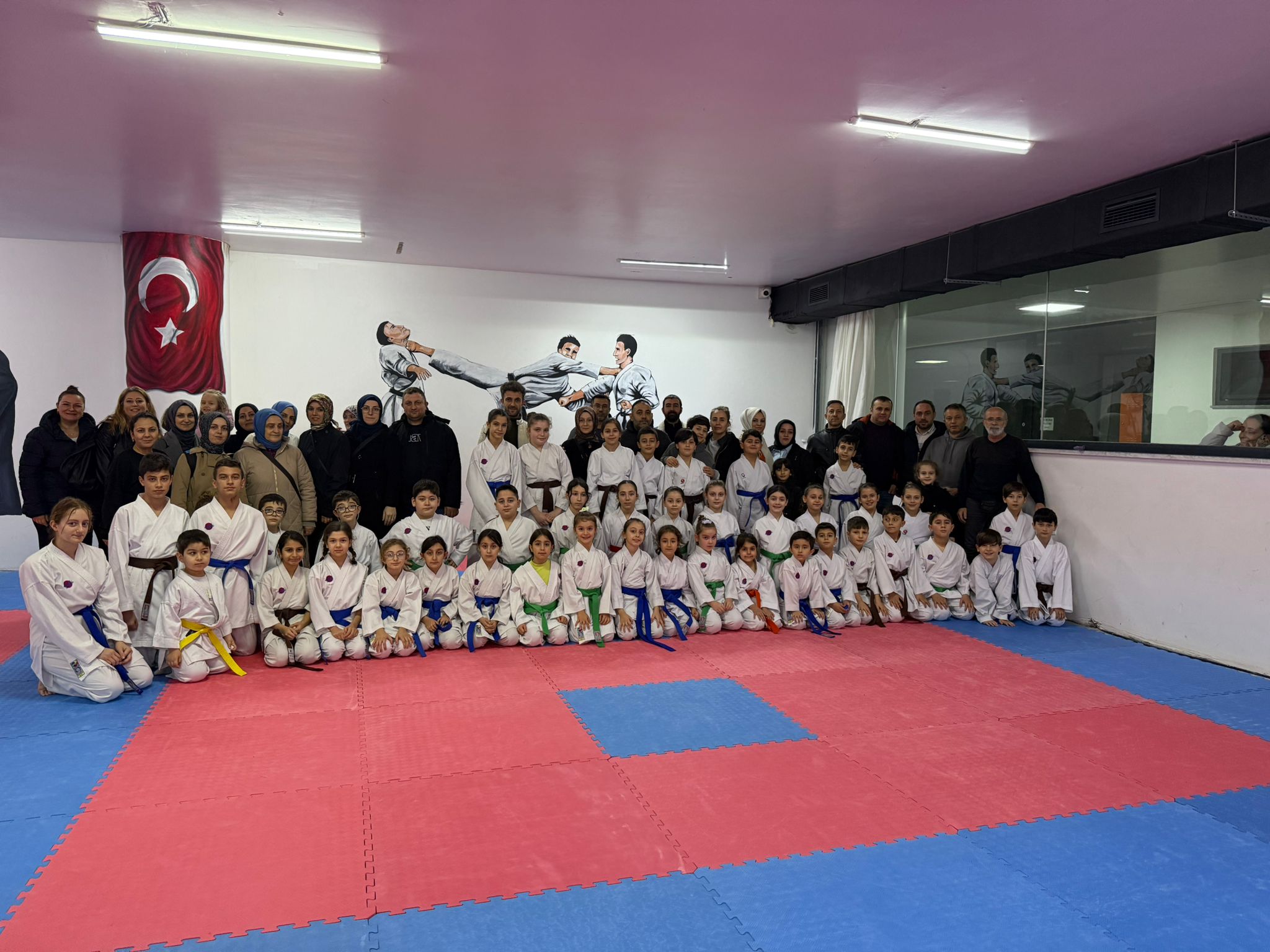 Hendek’te kuşak sevinci