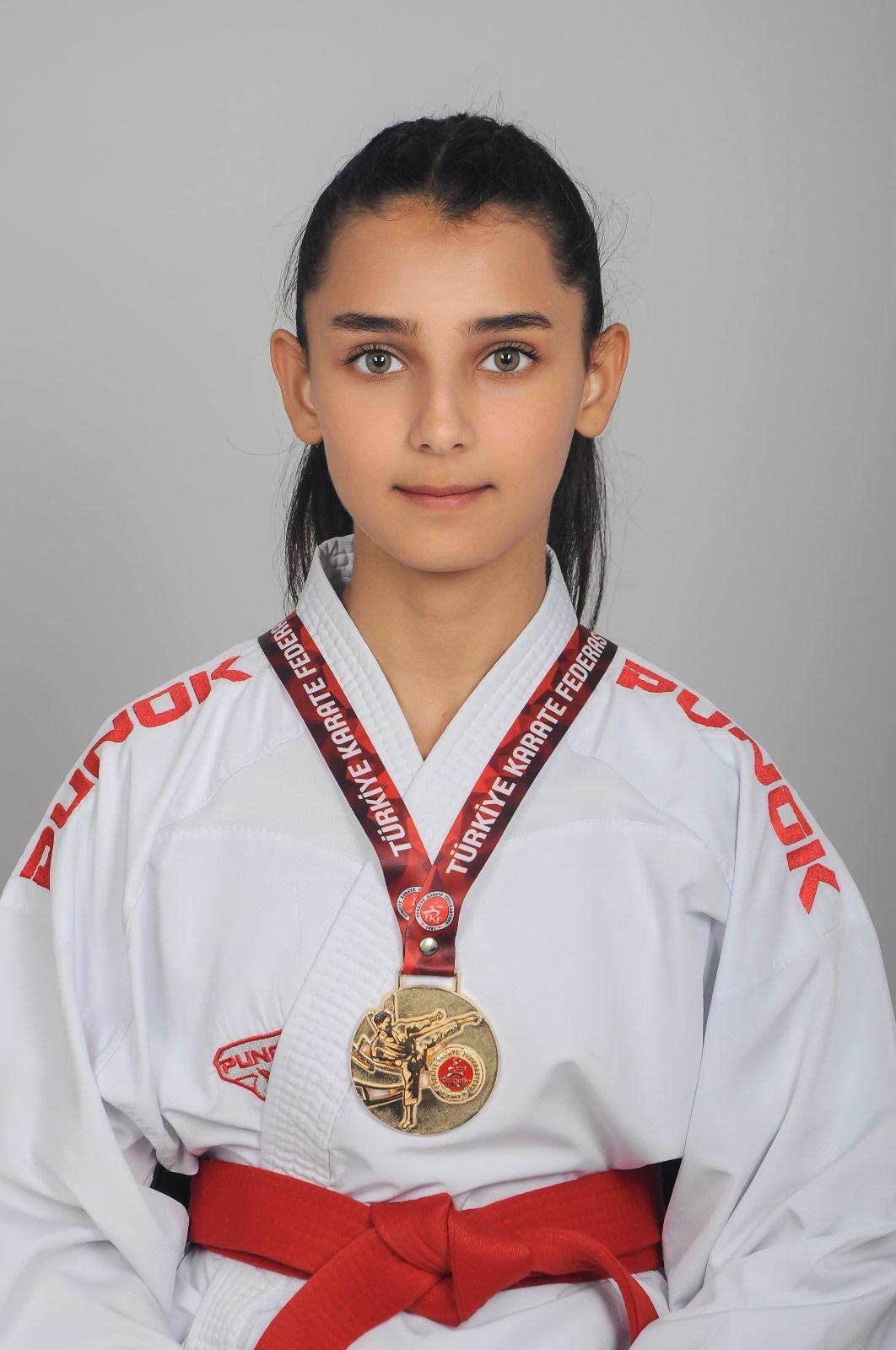 Ekizoğlu ve Akbulut Final bileti aldı