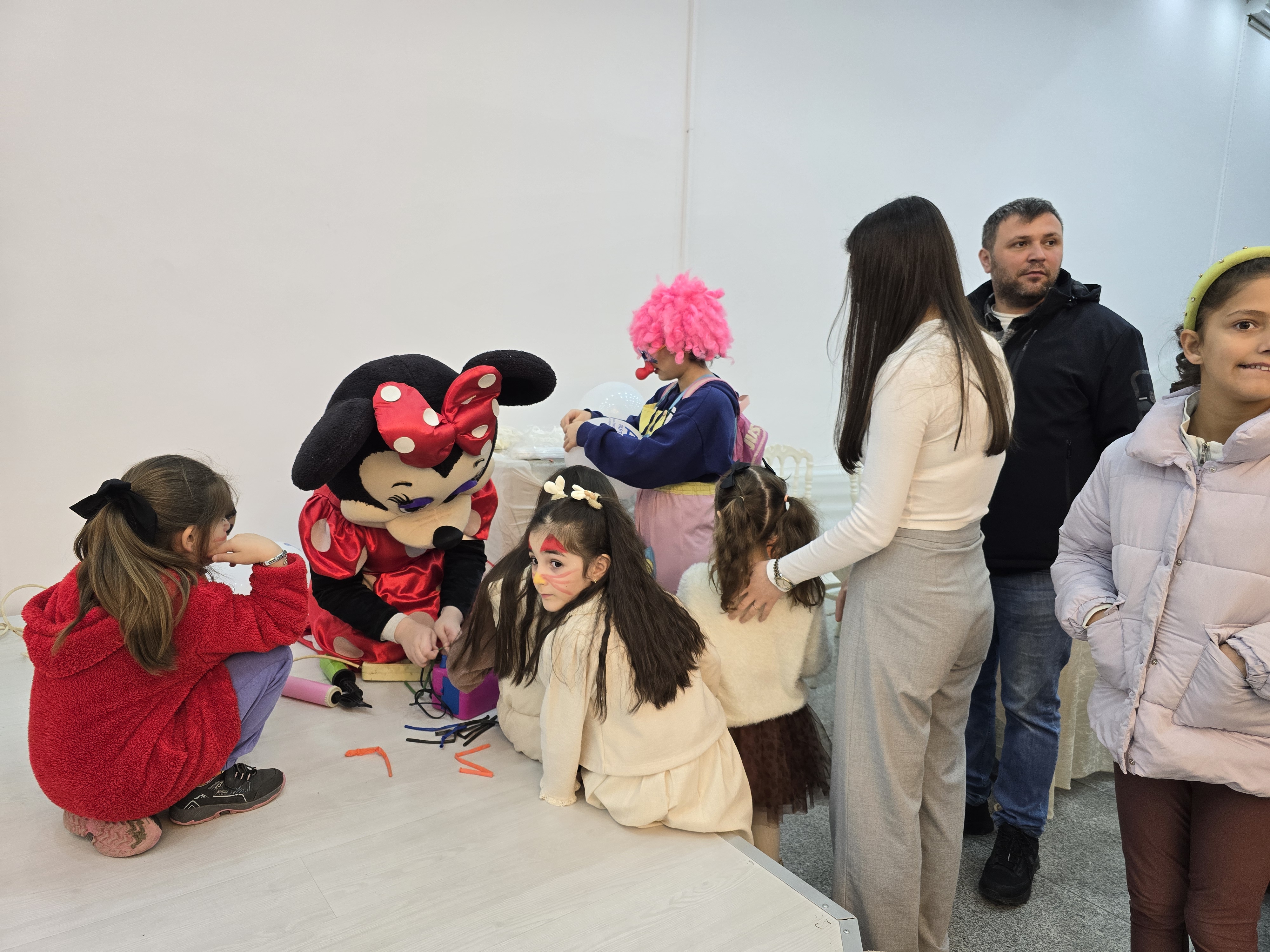 ANAHTAR PARTİ HENDEK’TE GÖVDE GÖSTERİSİ YAPTI