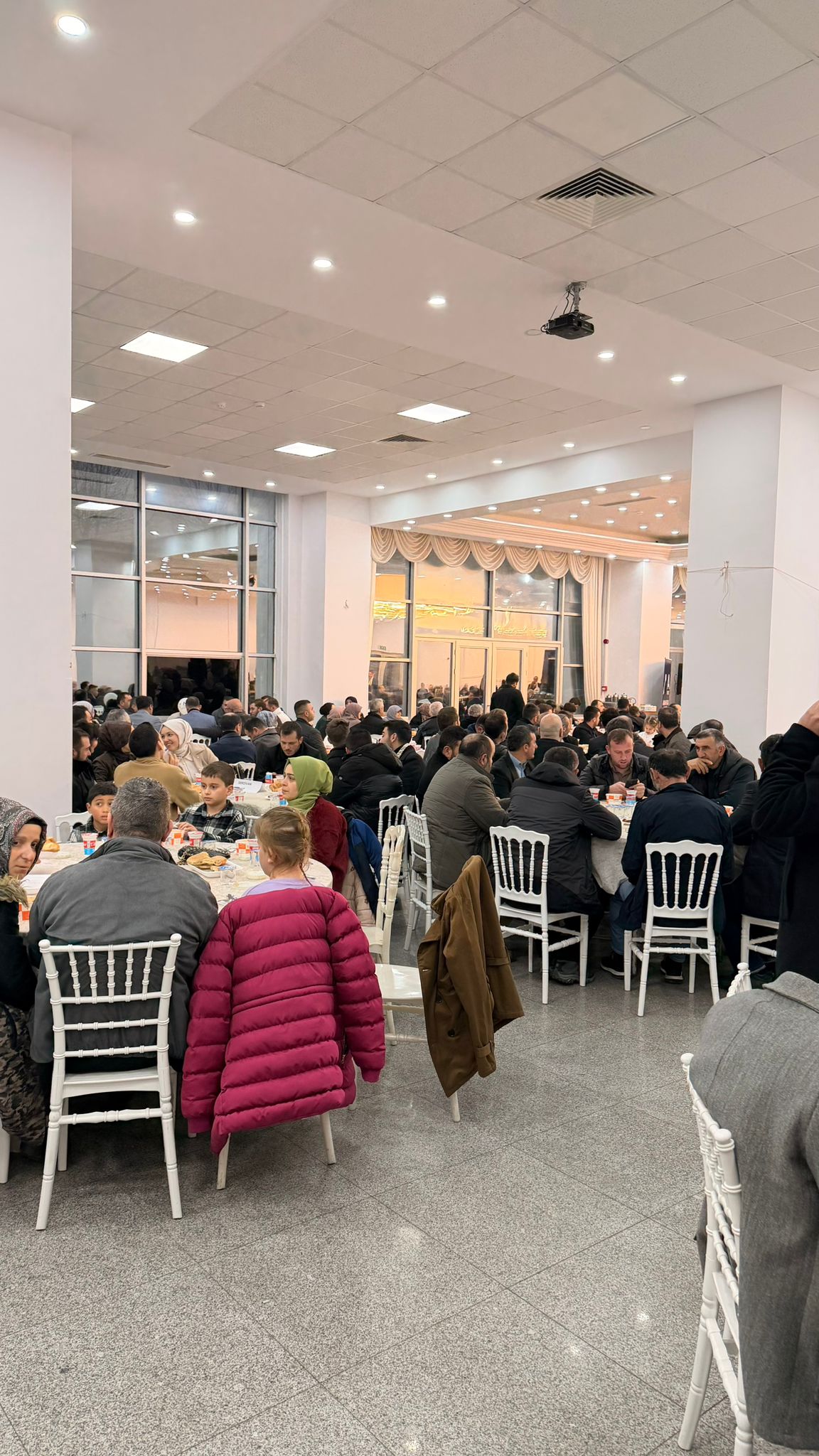 ANAHTAR PARTİ HENDEK’TE GÖVDE GÖSTERİSİ YAPTI