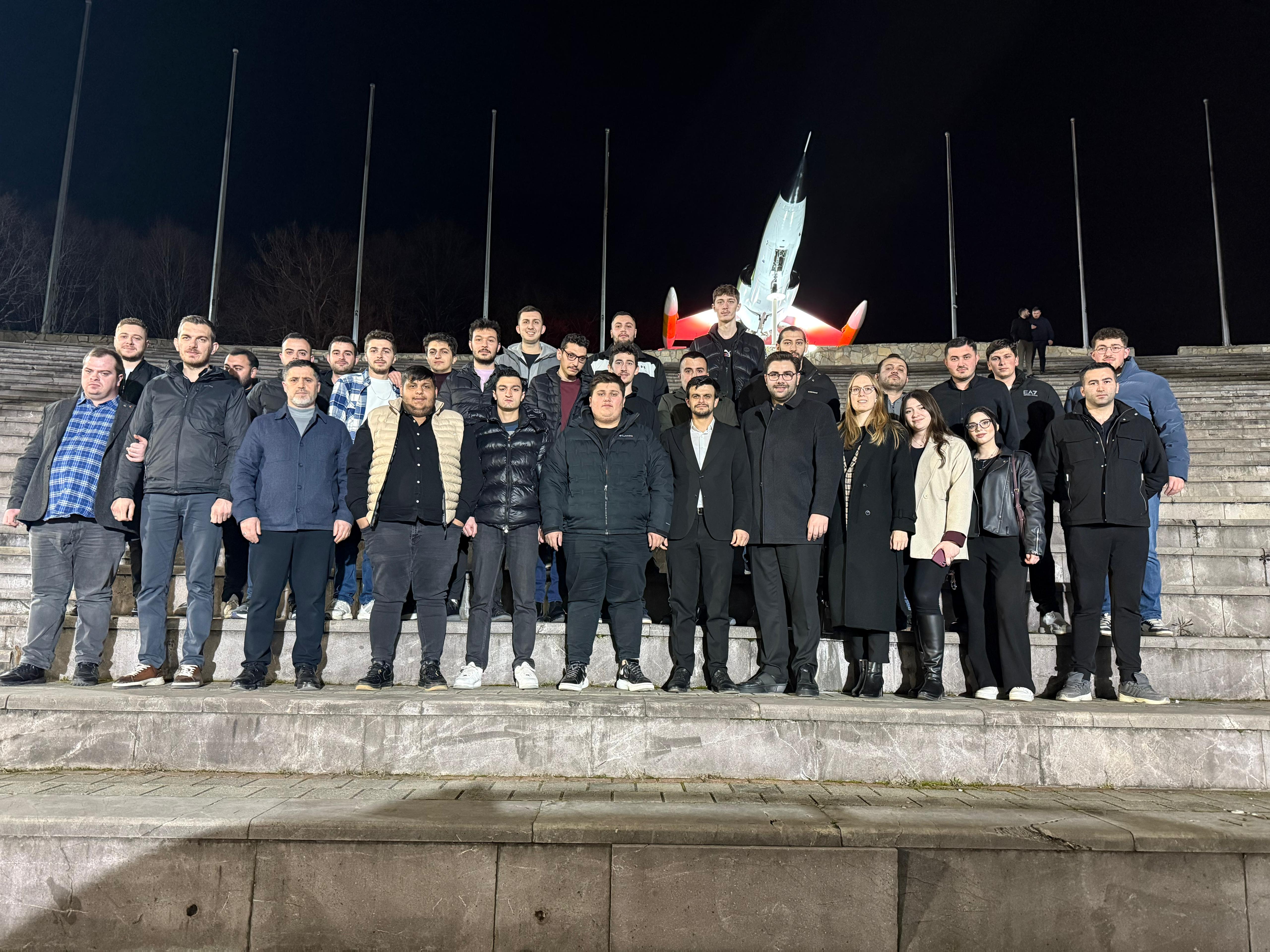 HENDEK’TE AK PARTİ GENÇLİK RÜZGÂRI