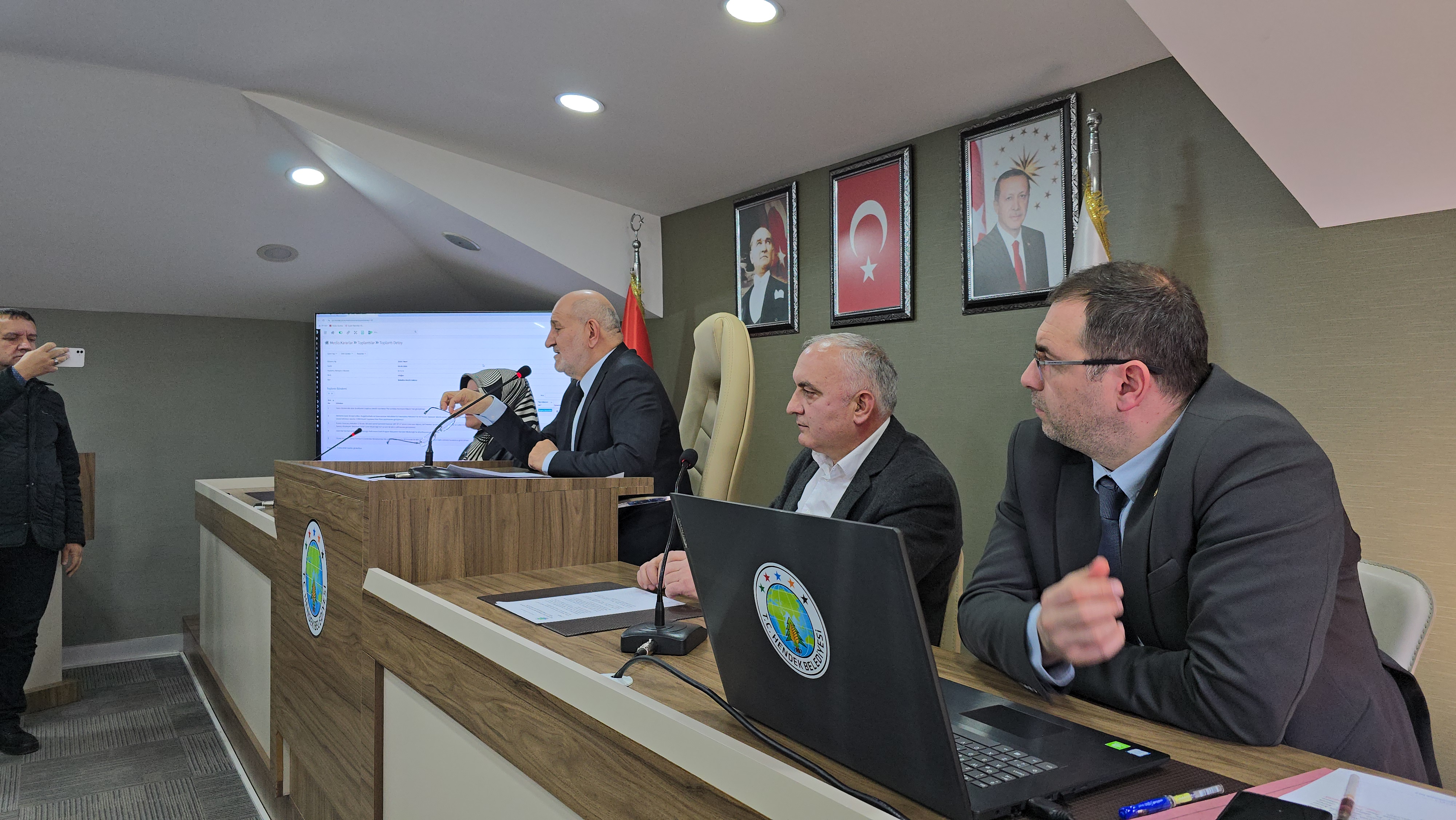 HENDEK MECLİSİ 4 GÜNDEM MADDESİNİ KARARA BAĞLADI