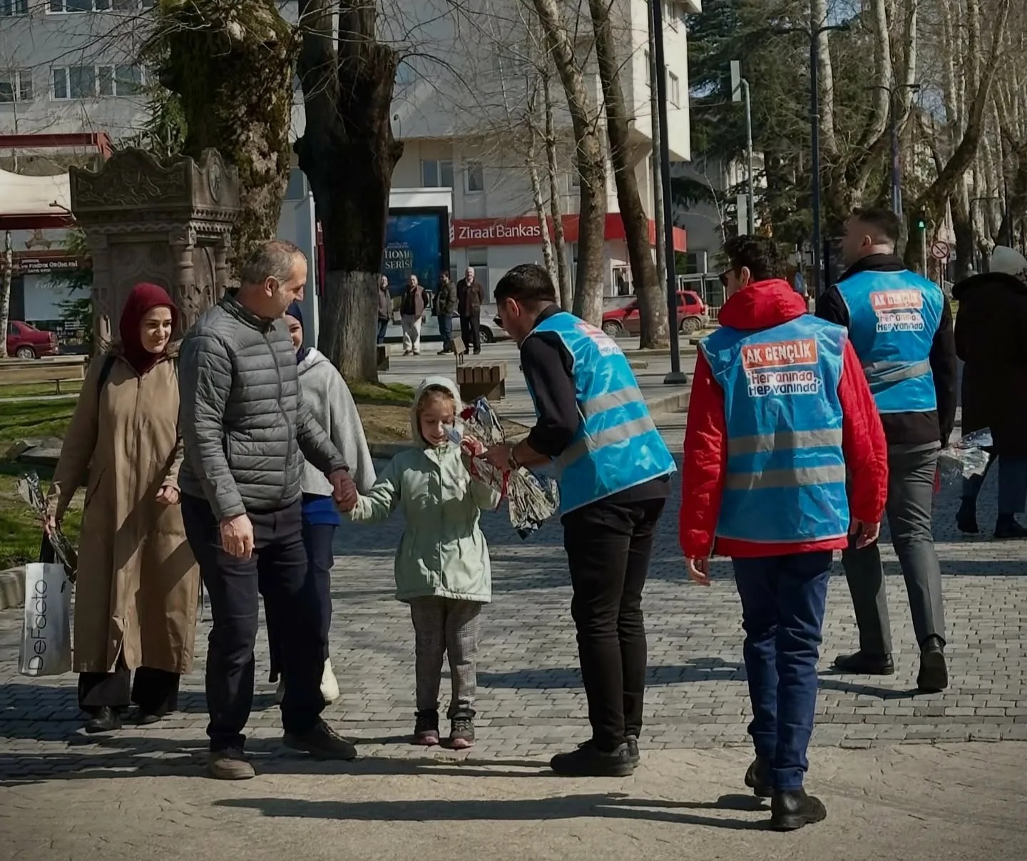 Hendek’te Kadınlar Günü’ne Genç Dokunuş
