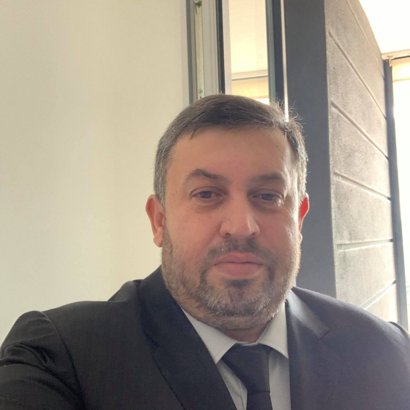 Hendekli iş insanı kalbine yenik düştü