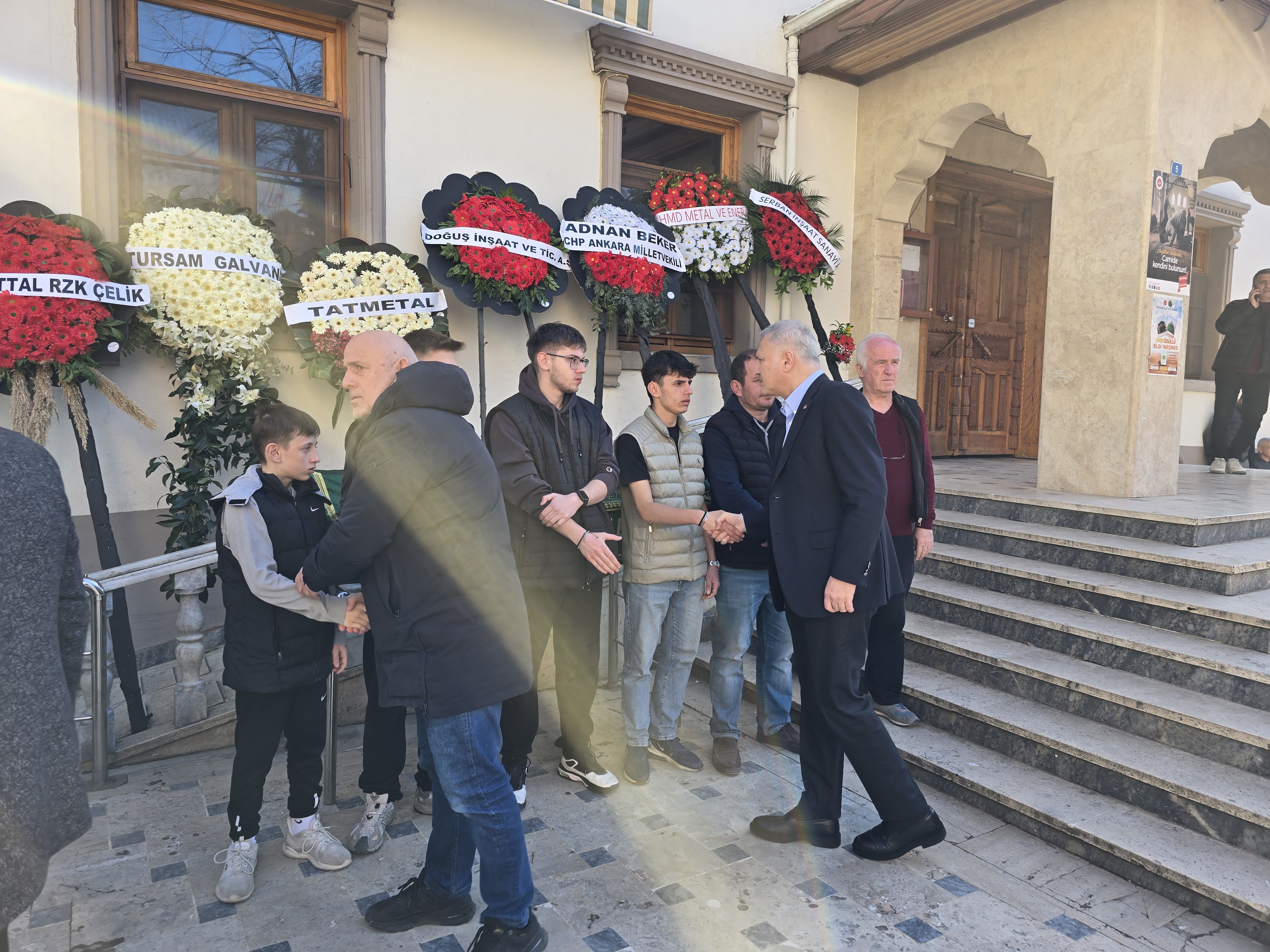 Sınmaz son yolculuğuna uğurlandı