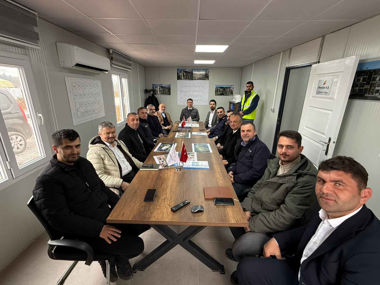 İKBALİYE MAHALLESİ’NDE TOKİ KONUTLARI YÜKSELİYOR