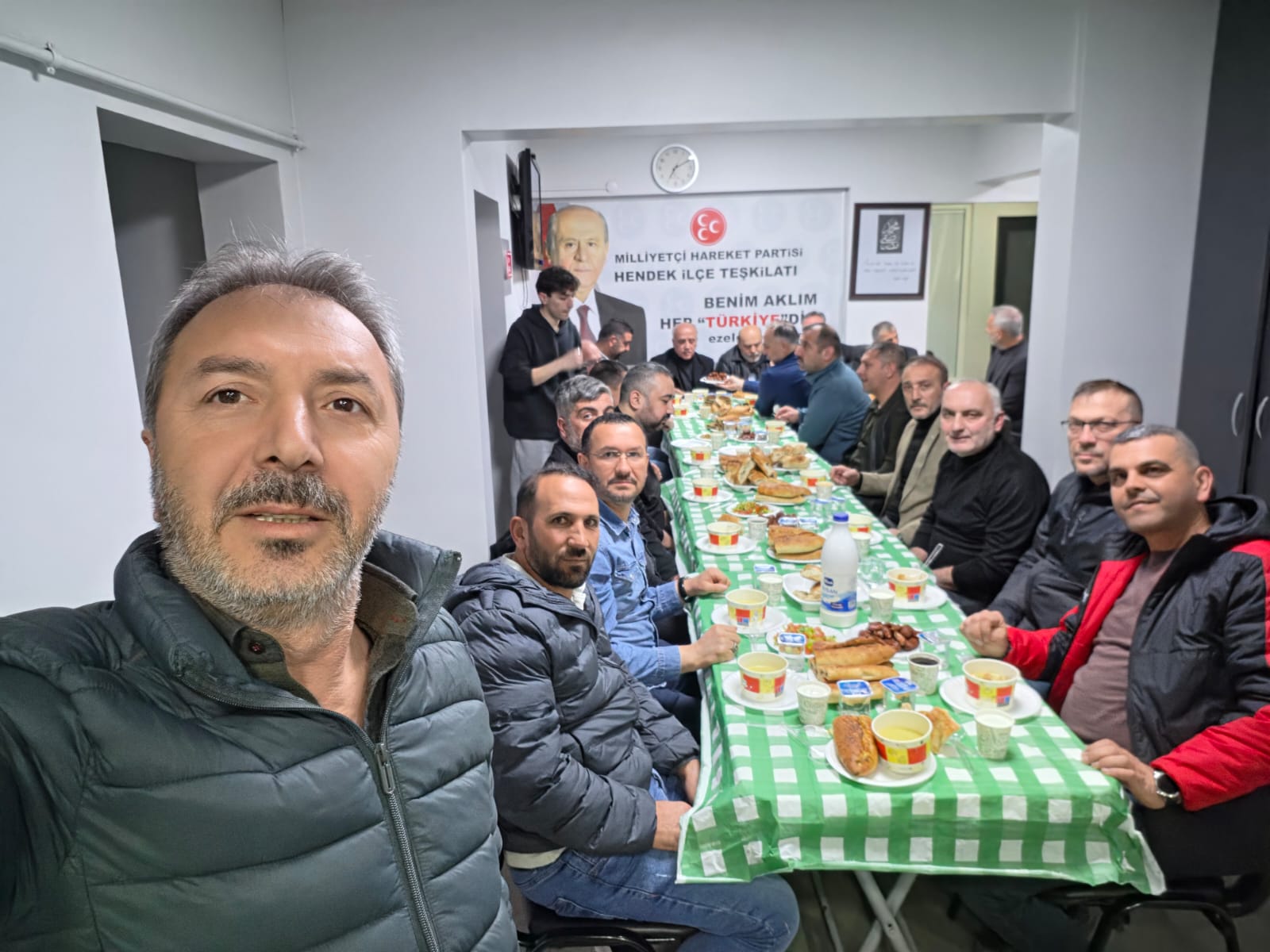 MHP Hendek İlçe Teşkilatı İftarda Buluştu