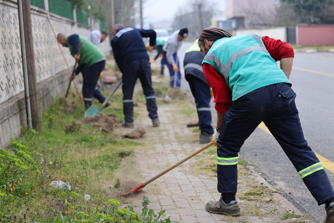 Hendek Bayrama hazır