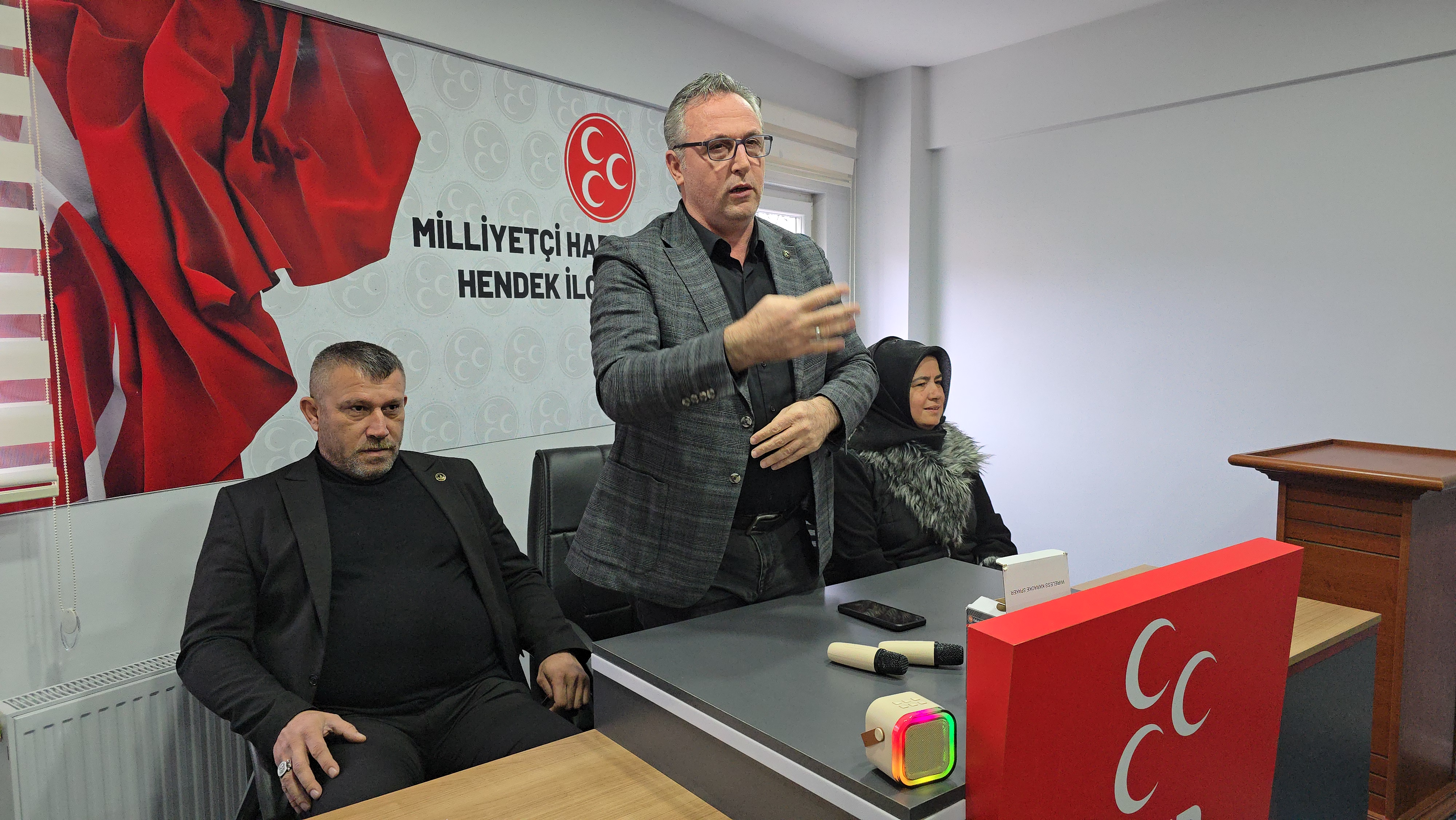 MHP Hendek İlçe Teşkilatı Bayramlaştı