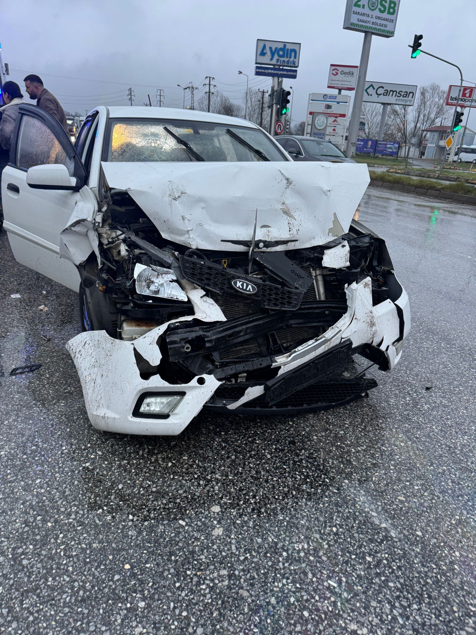 2 Otomobil Çarpıştı, 1 Yaralı