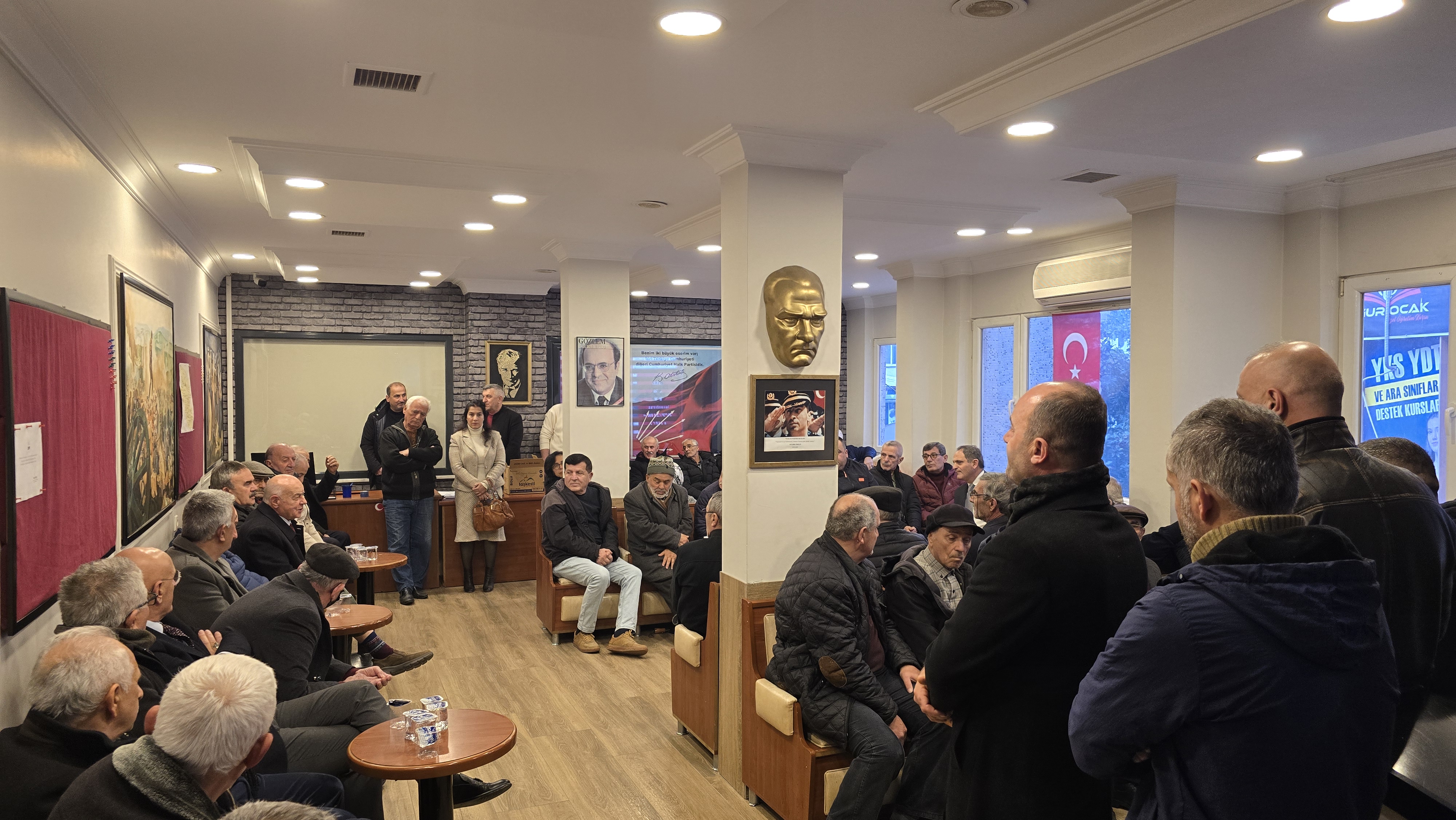 CHP Hendek İlçe Teşkilatı Bayramlaştı