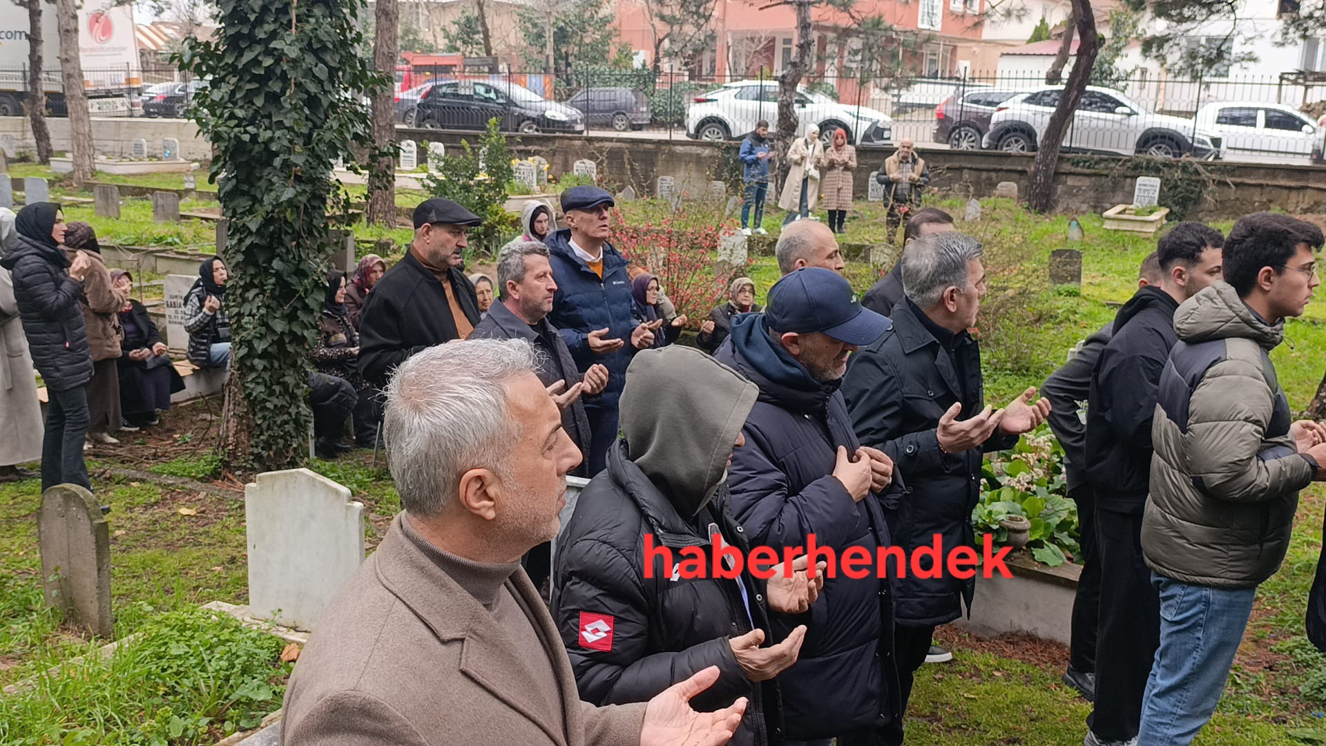 Kaptan Numan kabri başında dualarla yâd edildi