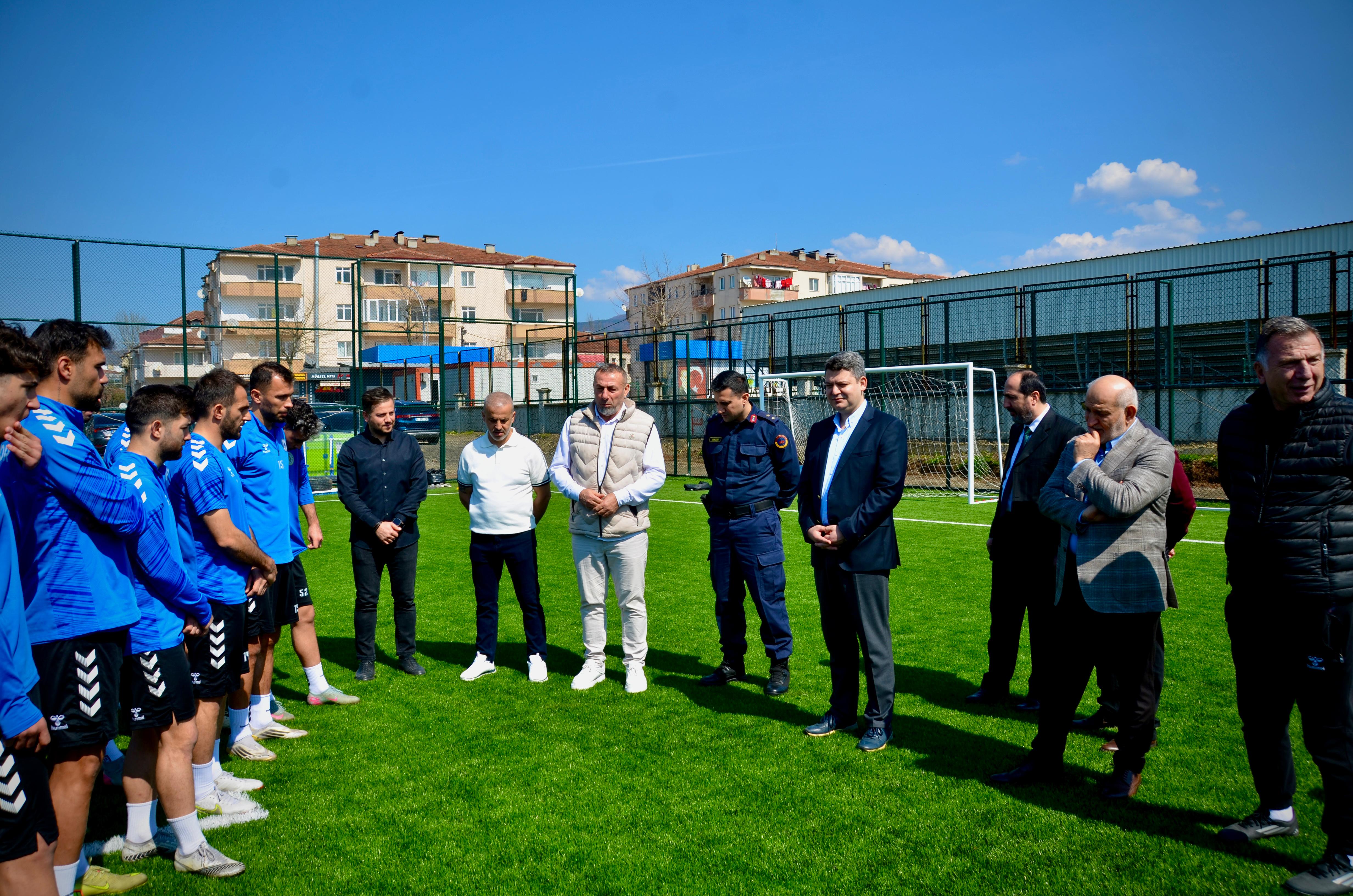 Hendekspor Antrenmanına Moral Ziyareti