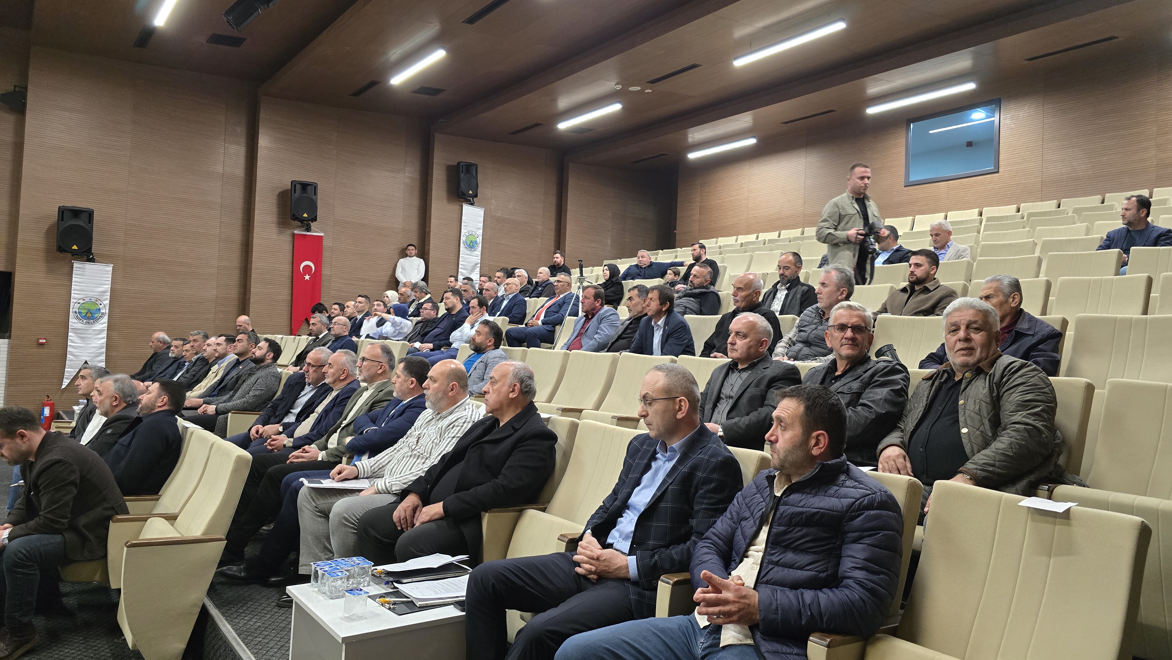 HENDEK MECLİSİ 22 MADDEYİ KARARA BAĞLADI