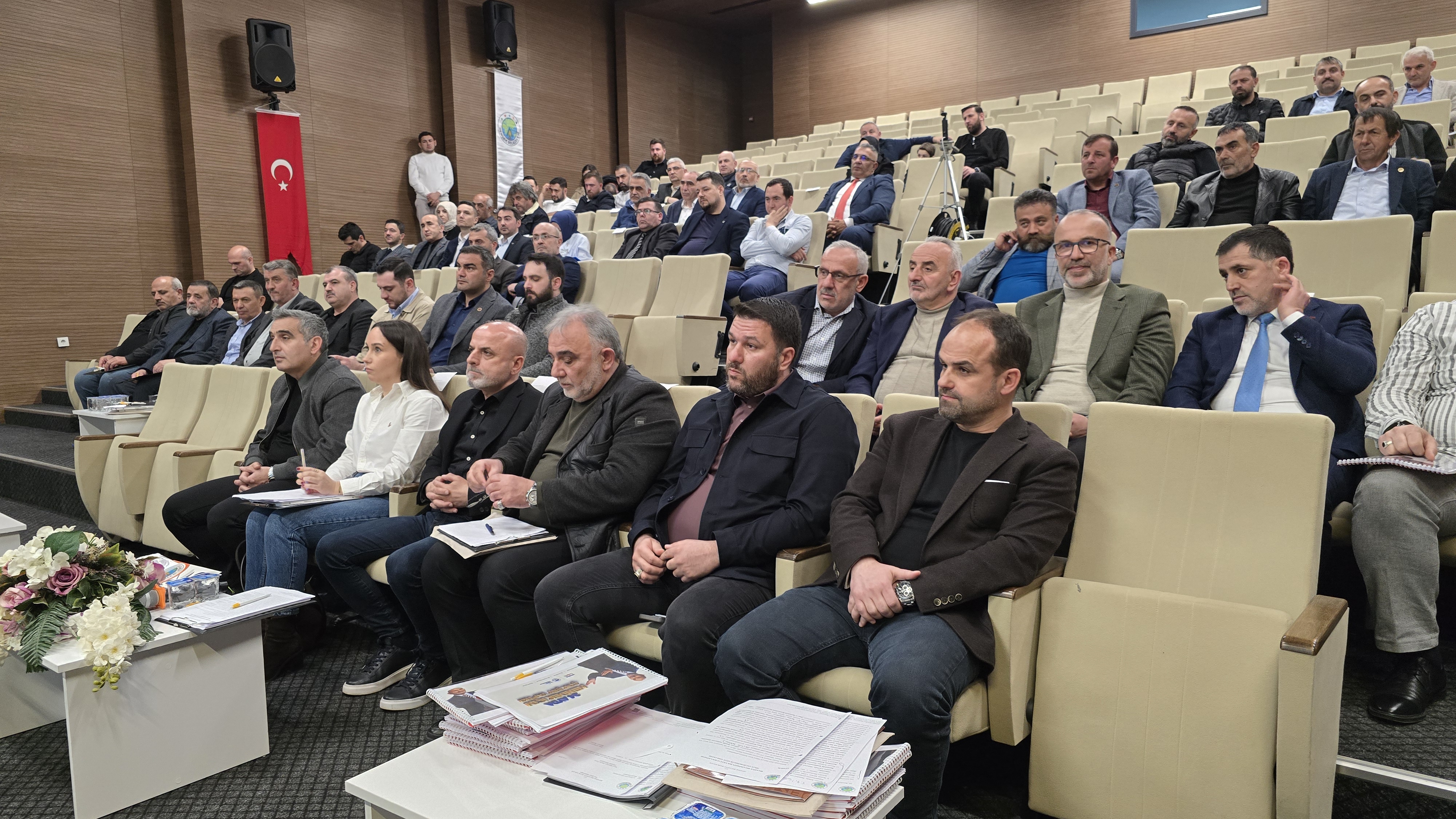 HENDEK MECLİSİ 22 MADDEYİ KARARA BAĞLADI