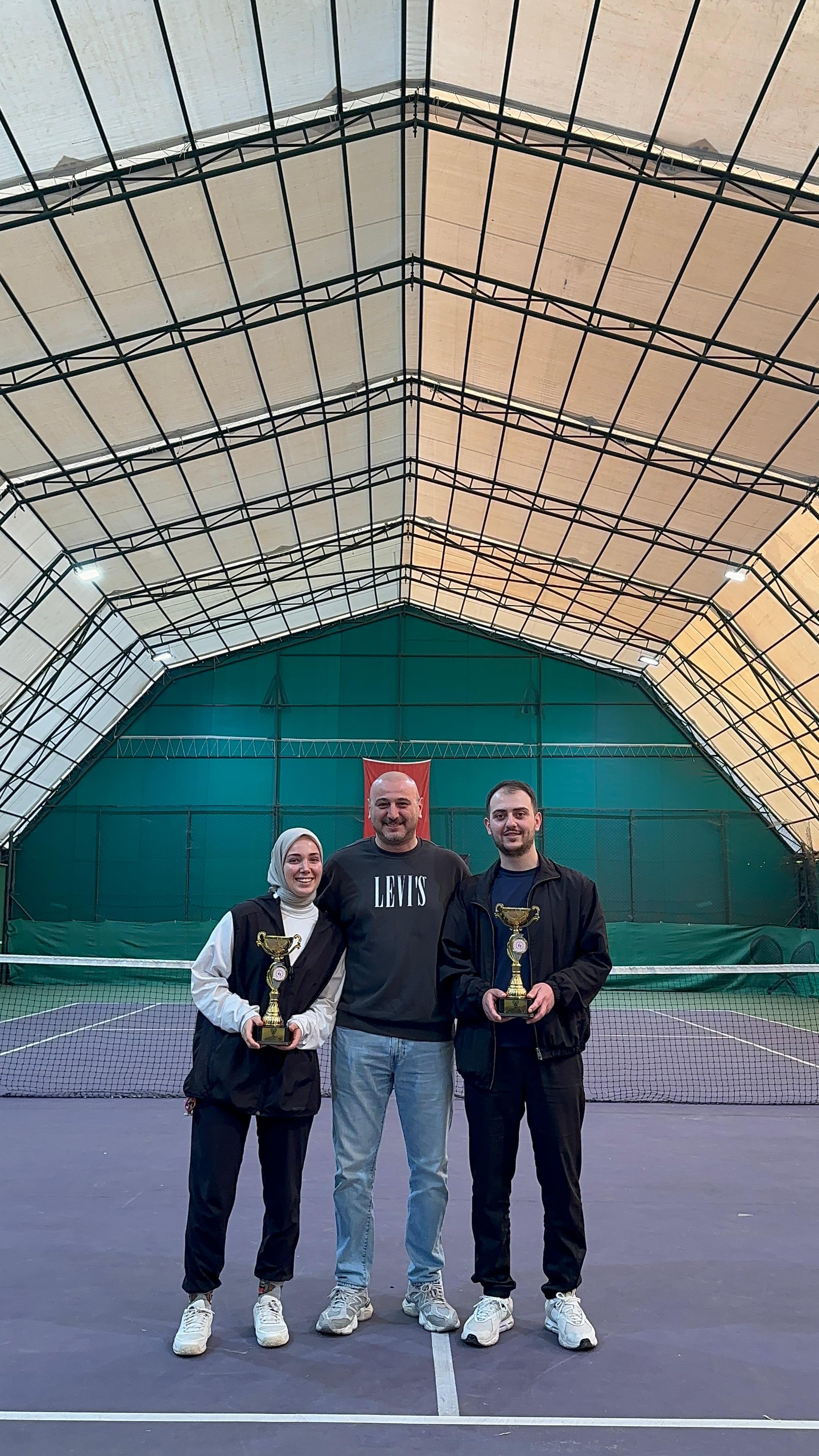 Denef Tenis Kulübü’nde Double Mix Turnuva Heyecanı Sona Erdi