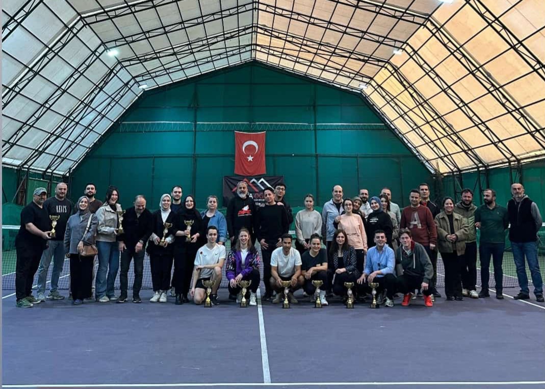 Denef Tenis Kulübü’nde Double Mix Turnuva Heyecanı Sona Erdi