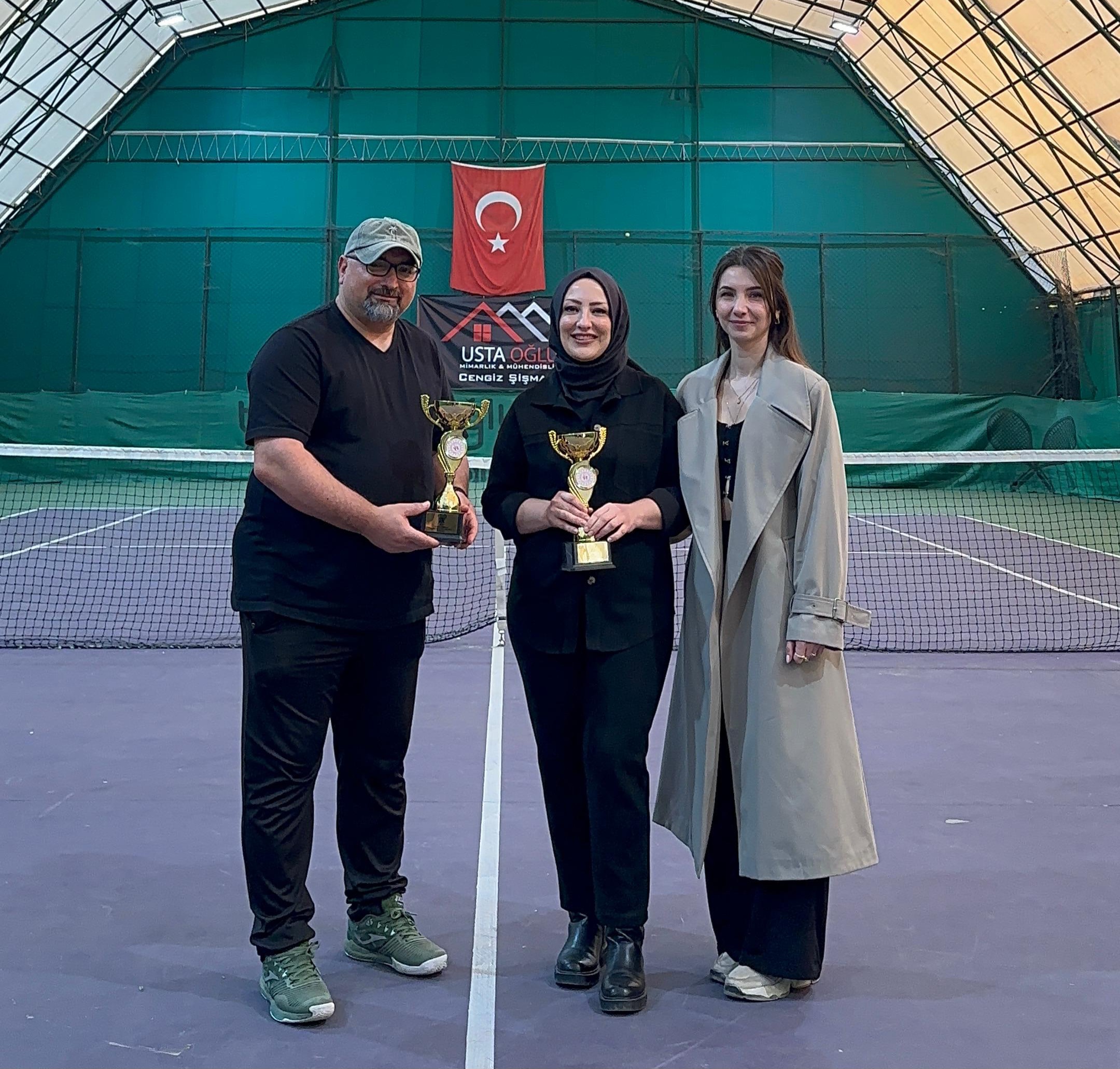 Denef Tenis Kulübü’nde Double Mix Turnuva Heyecanı Sona Erdi